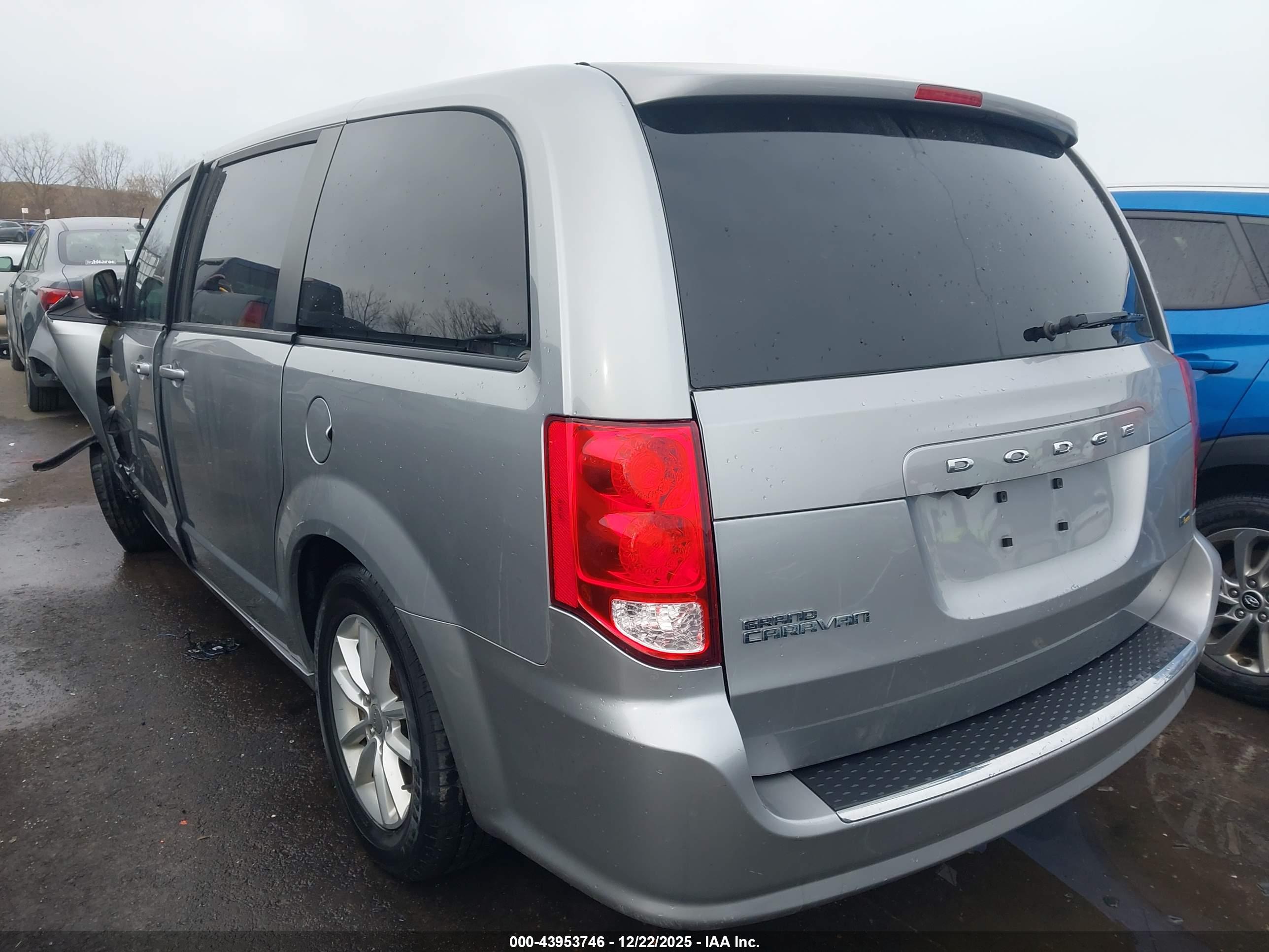 DODGE GRAND image 3