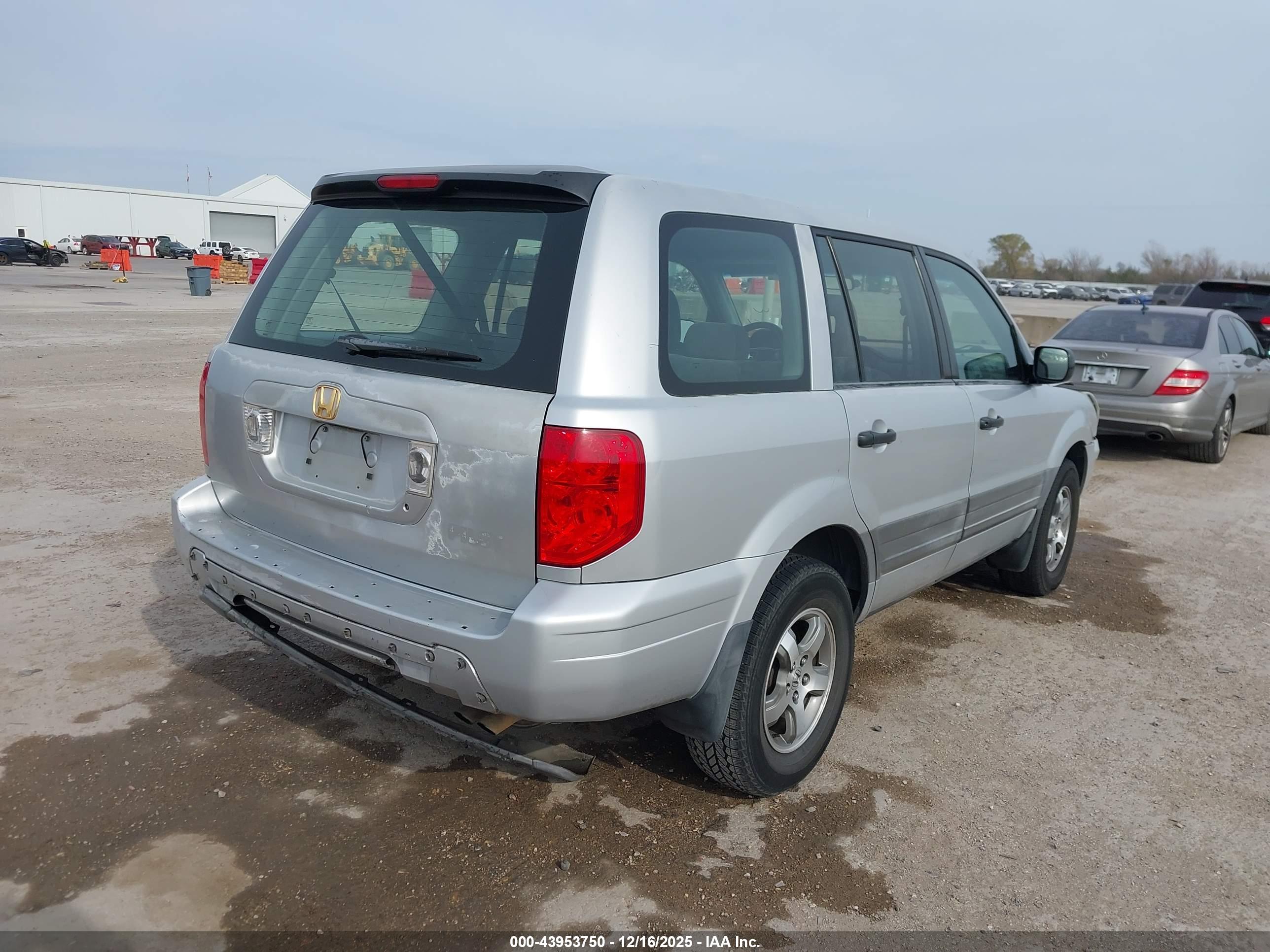 HONDA PILOT image 4