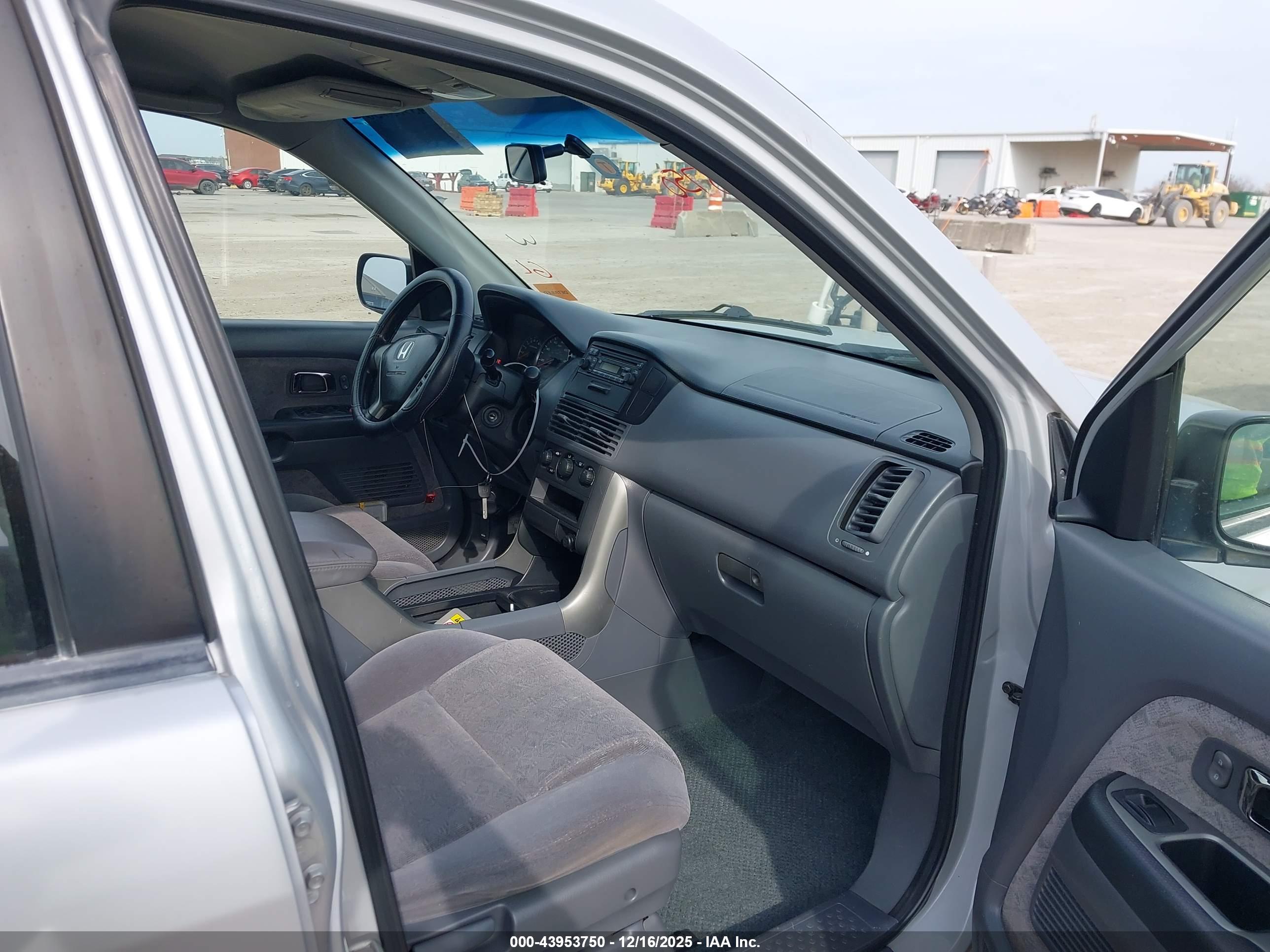 HONDA PILOT image 5