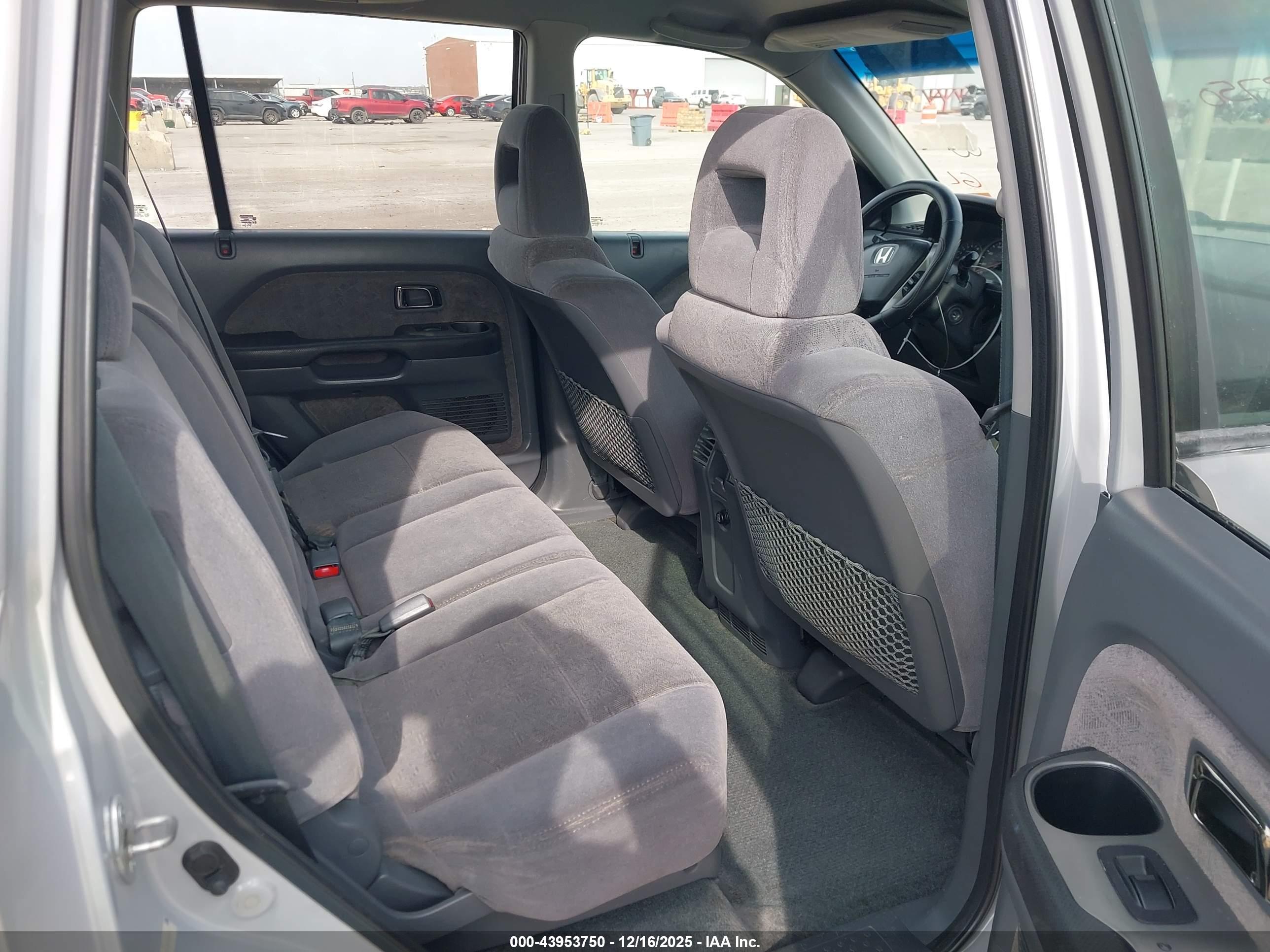 HONDA PILOT image 8