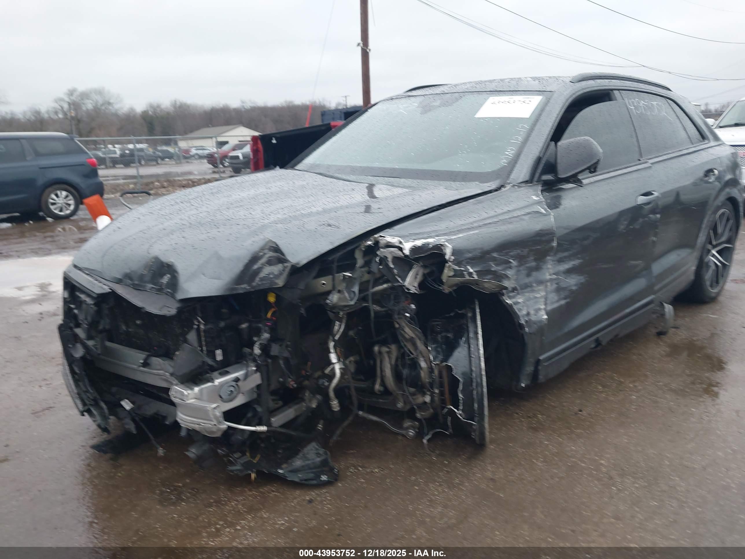 AUDI SQ8 image 6
