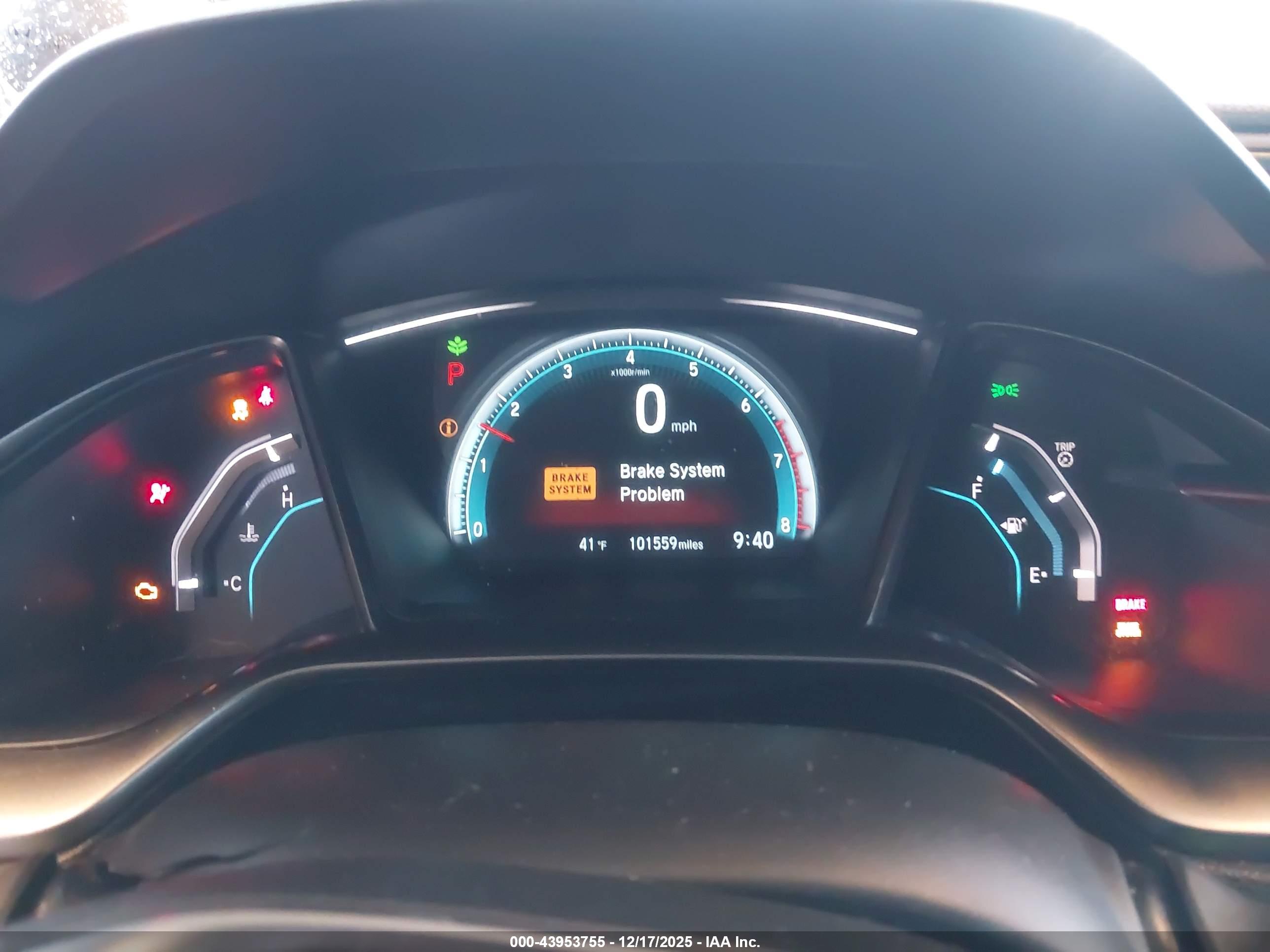 HONDA CIVIC image 7