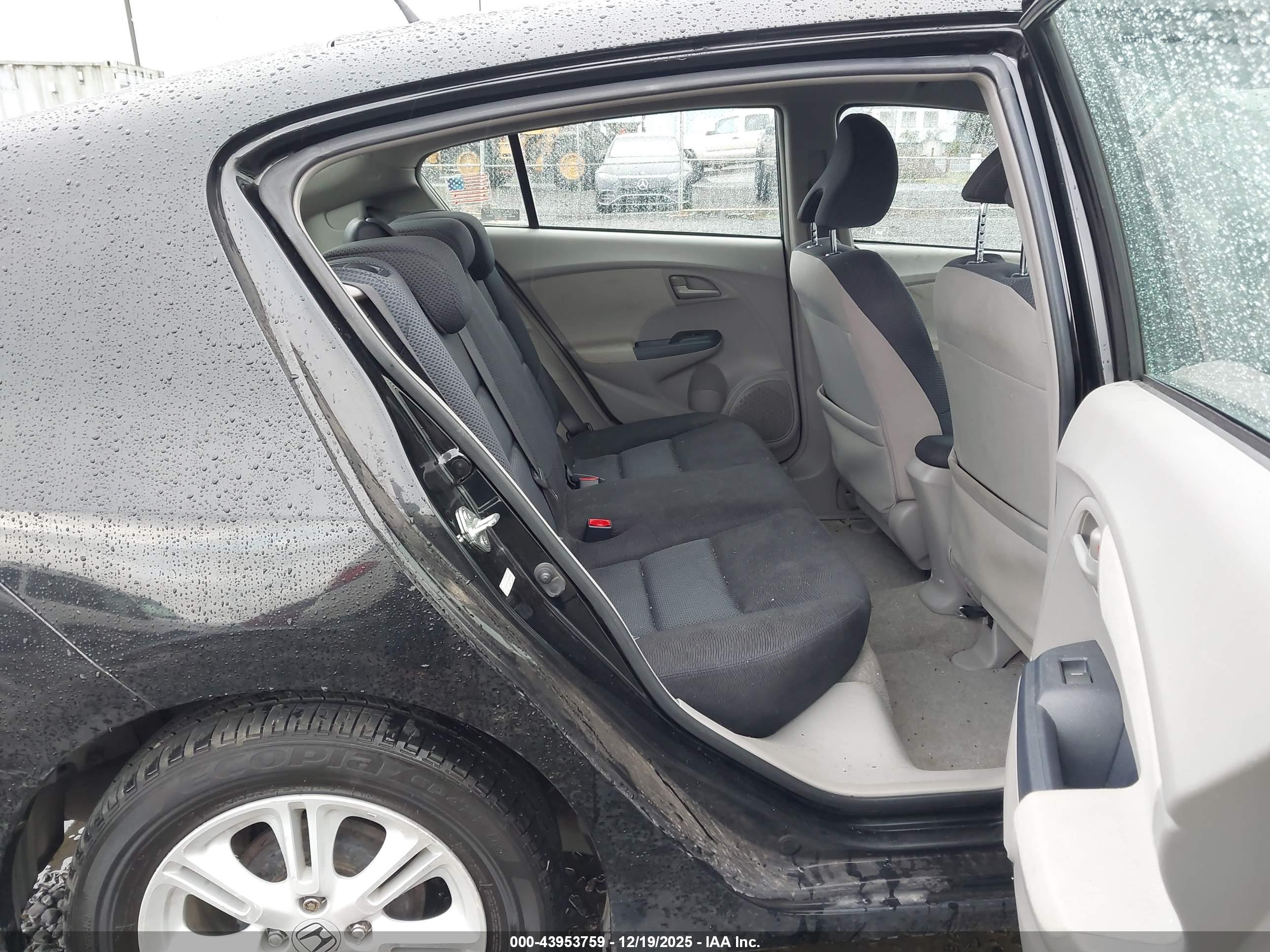HONDA INSIGHT image 8