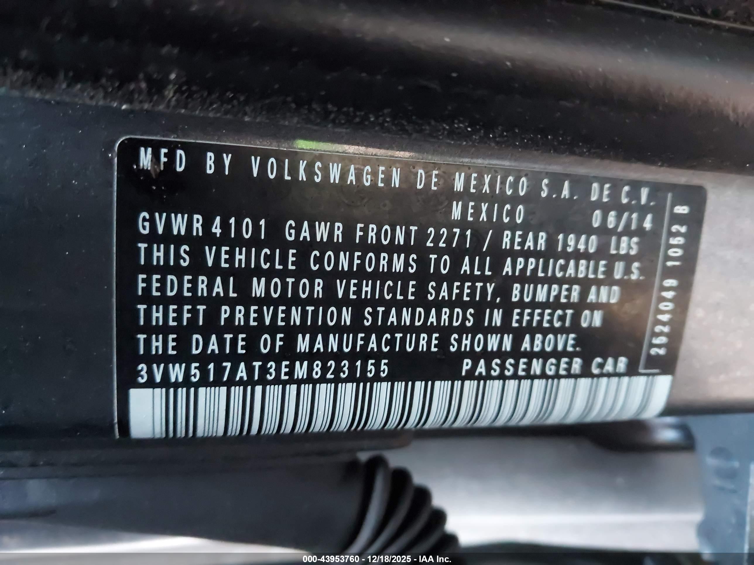 VOLKSWAGEN BEETLE image 9
