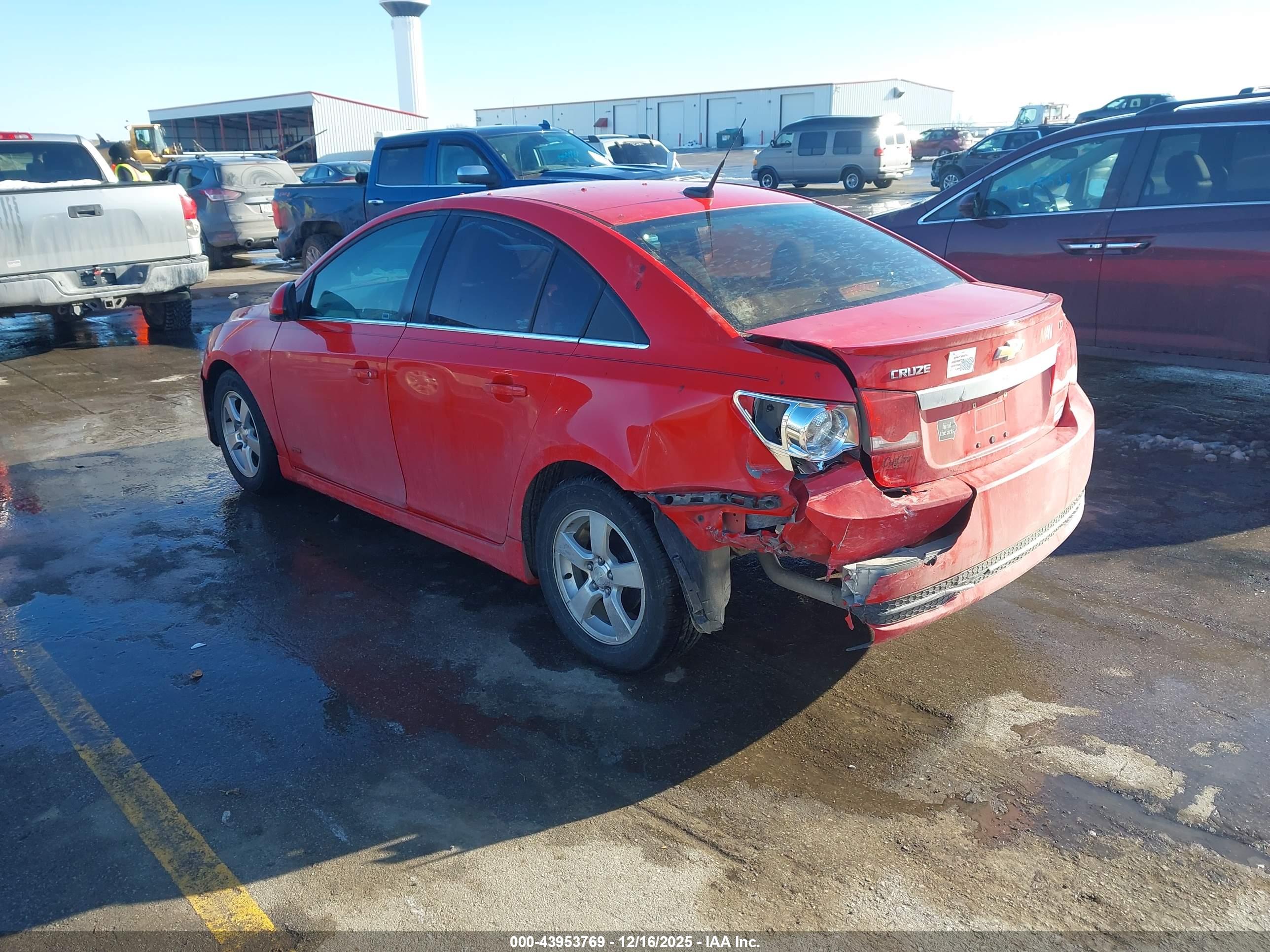 CHEVROLET CRUZE image 3