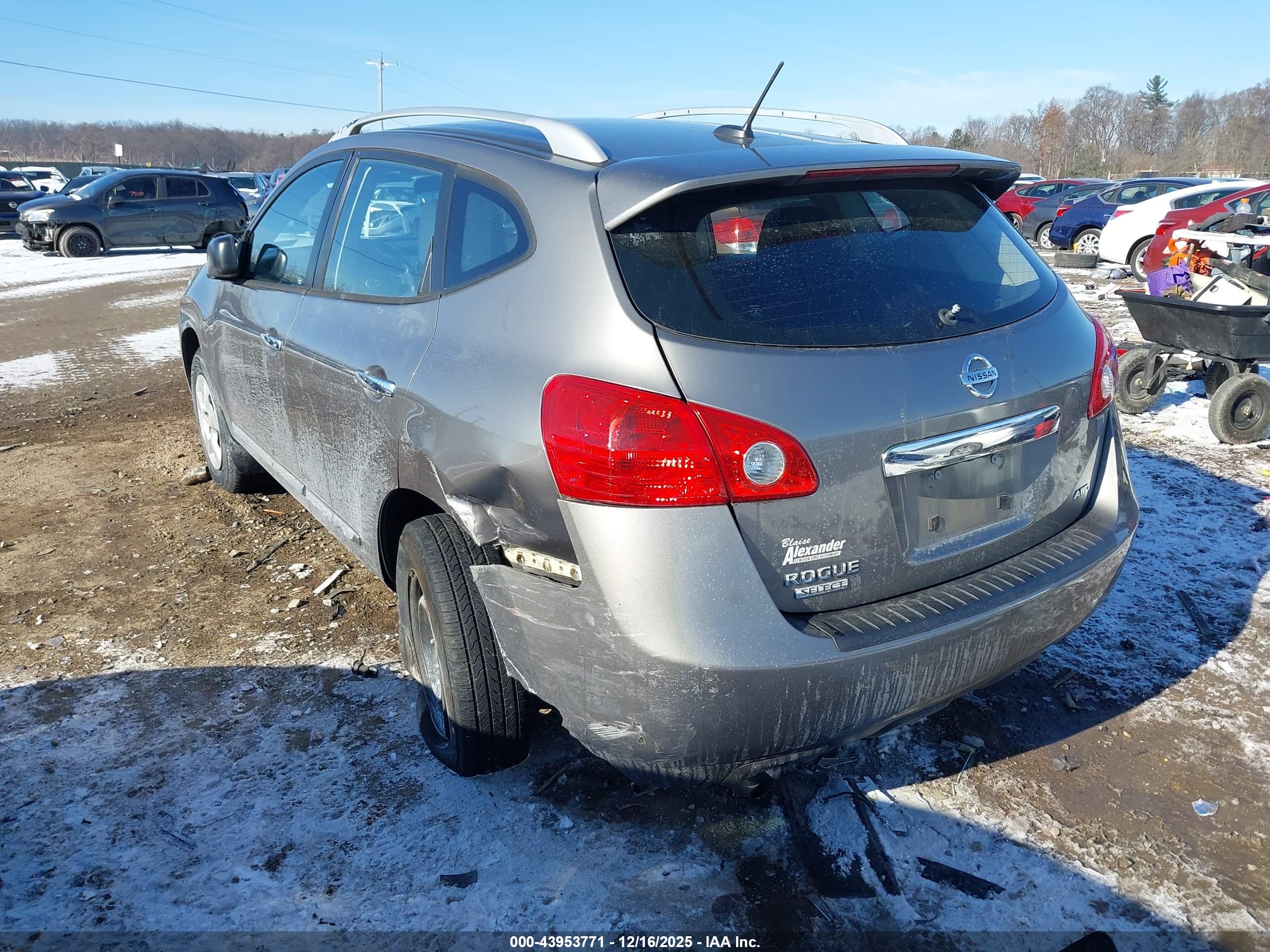 NISSAN ROGUE image 3