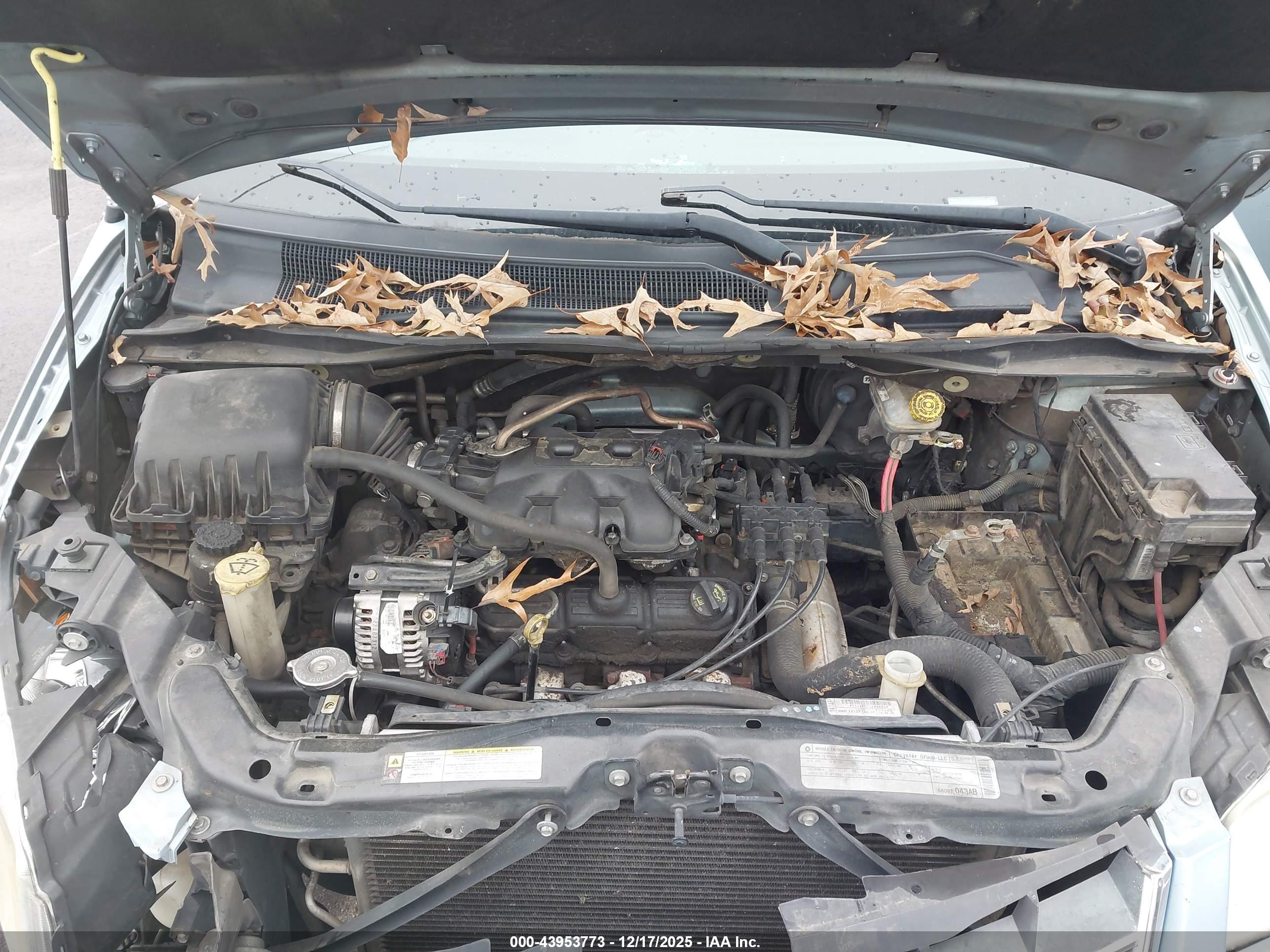 CHRYSLER TOWN image 10