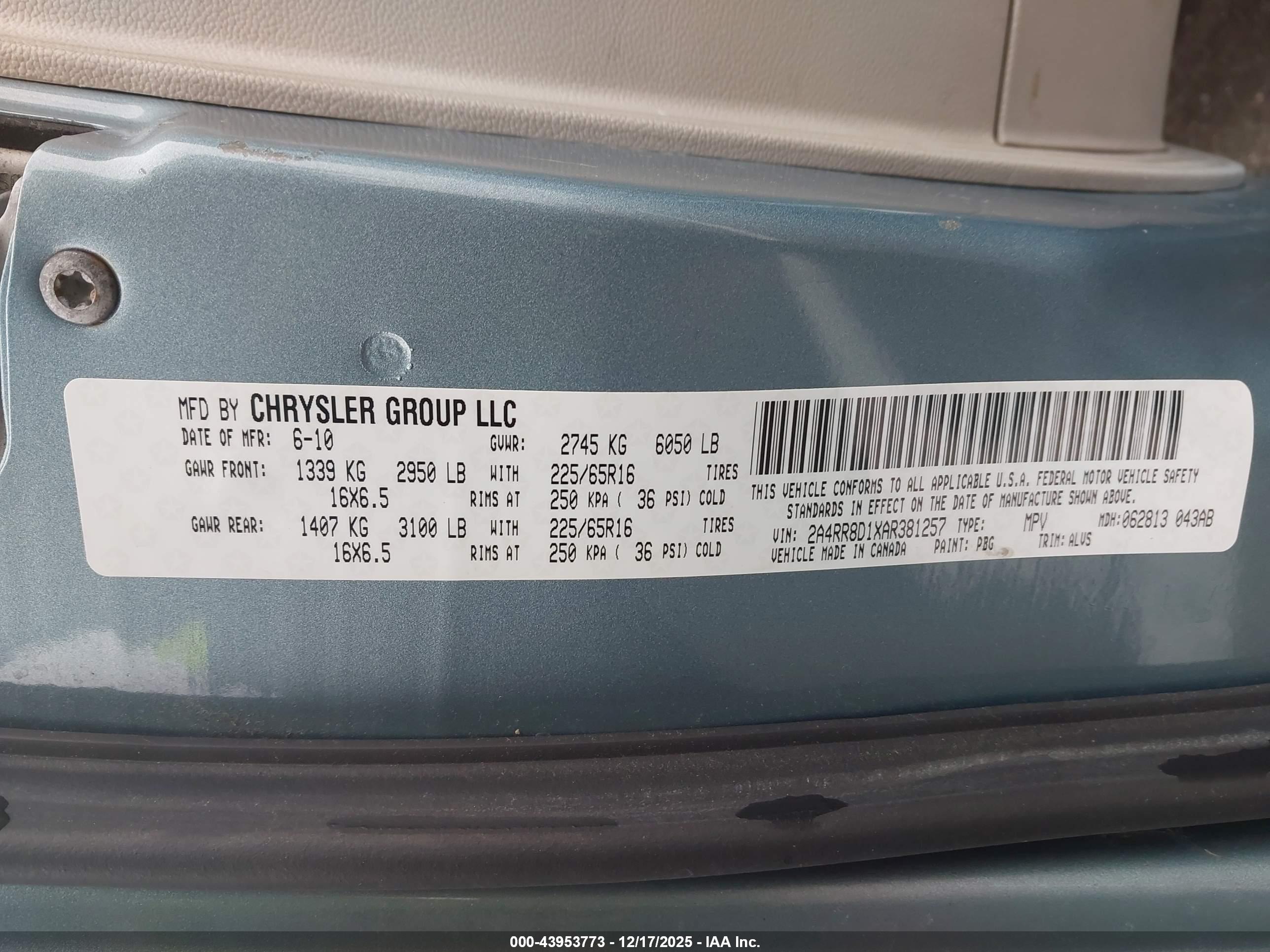 CHRYSLER TOWN image 9