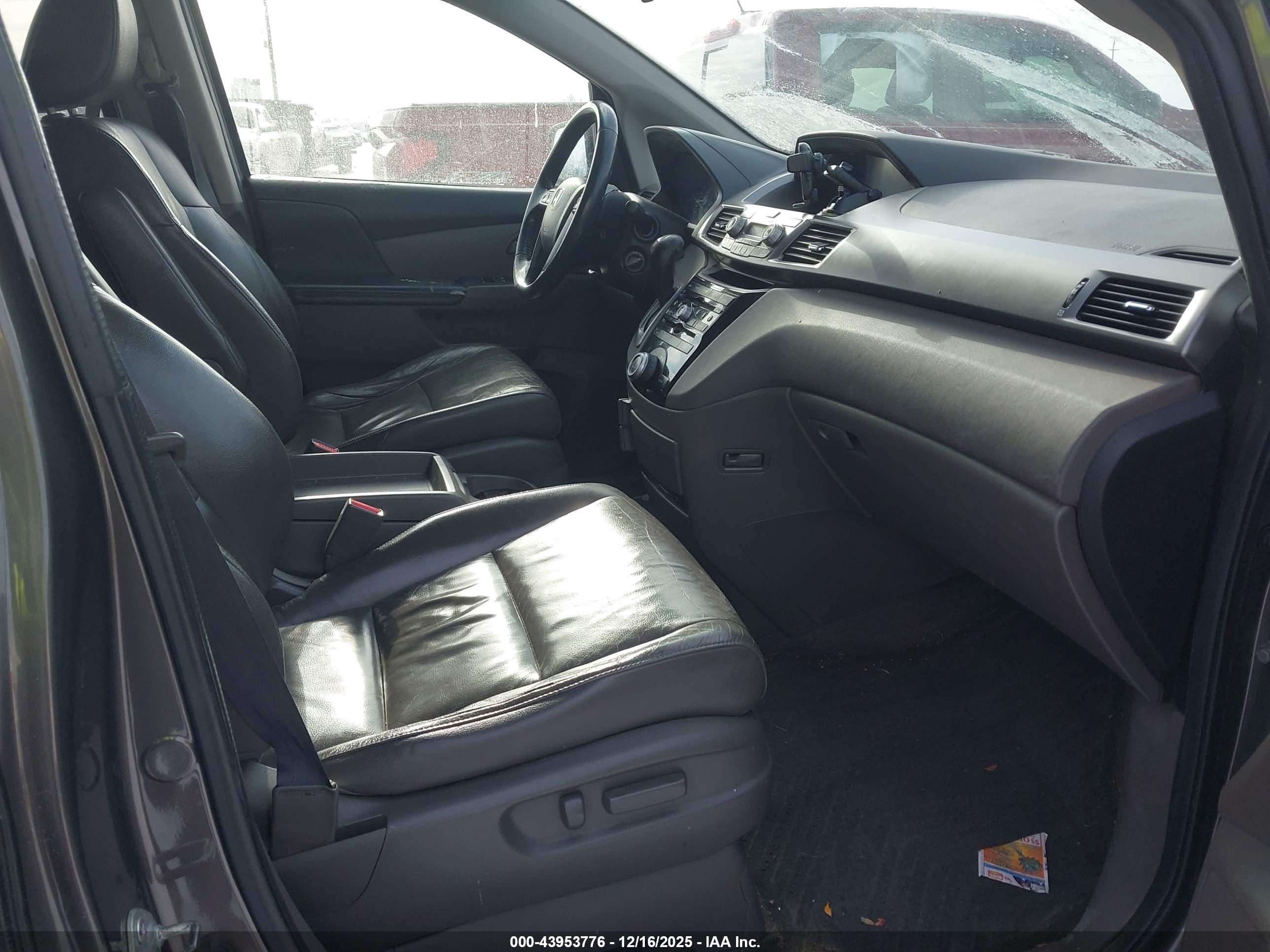 HONDA ODYSSEY image 5