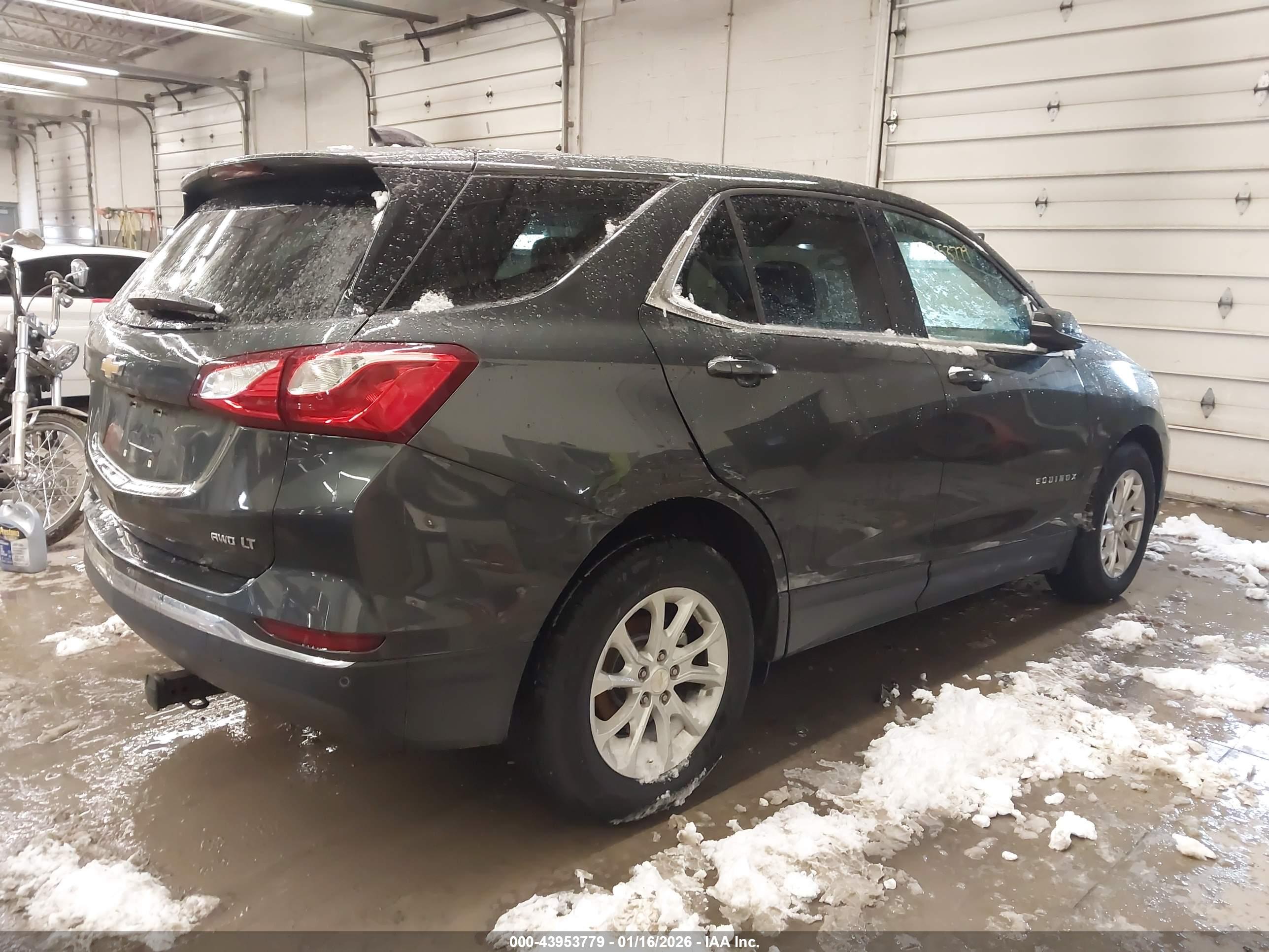 CHEVROLET EQUINOX image 4