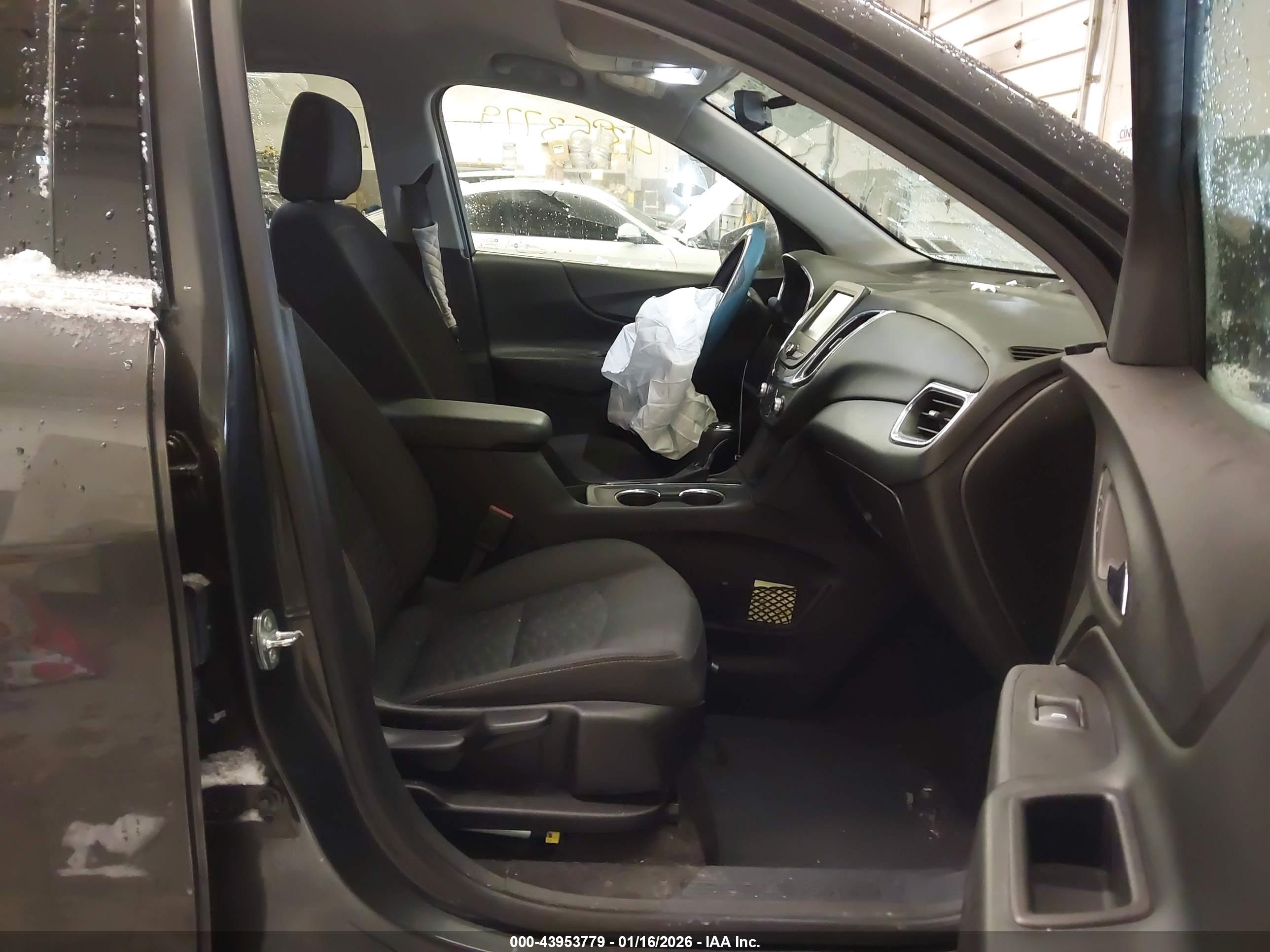 CHEVROLET EQUINOX image 5