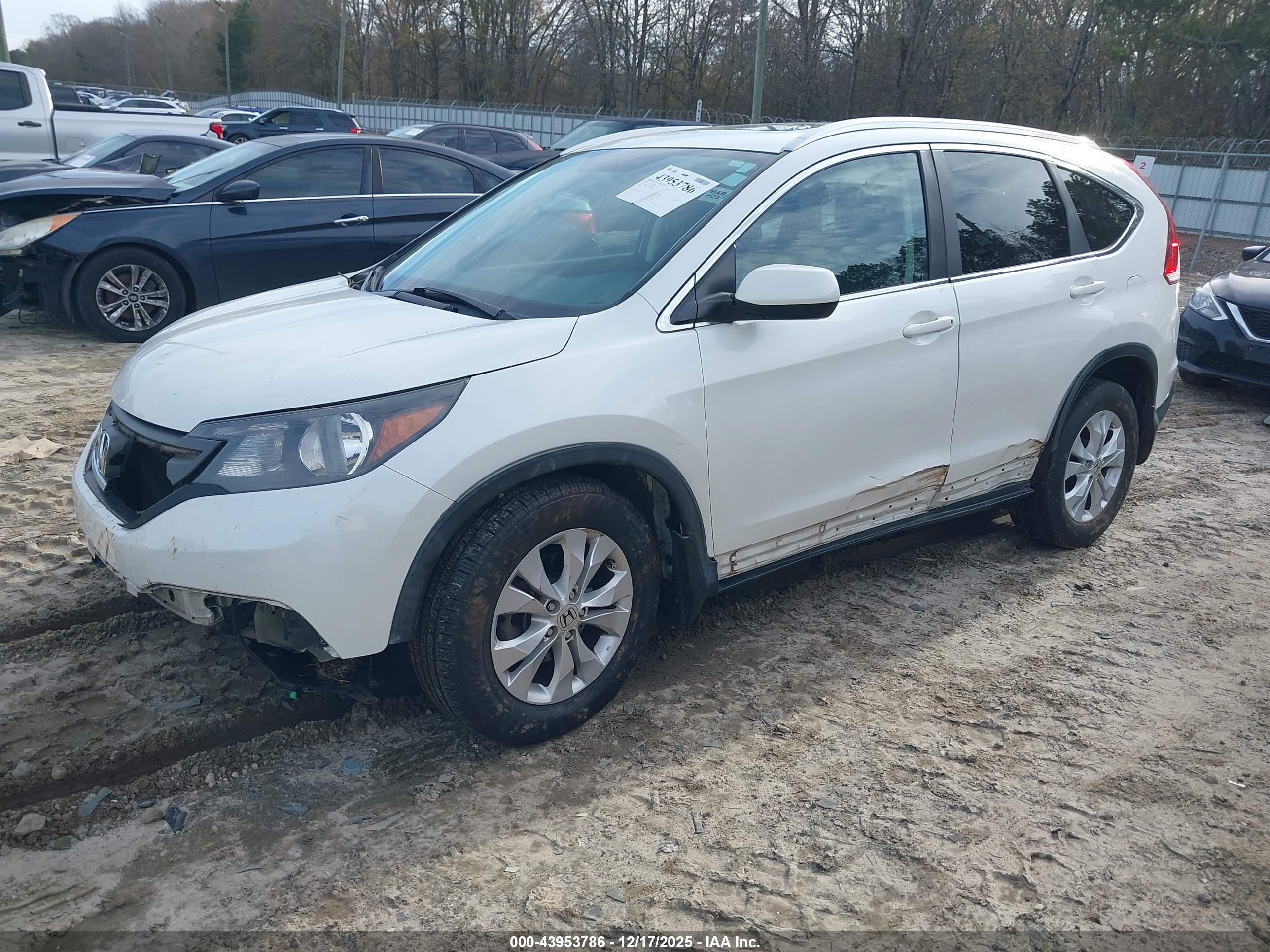 HONDA CR-V image 2