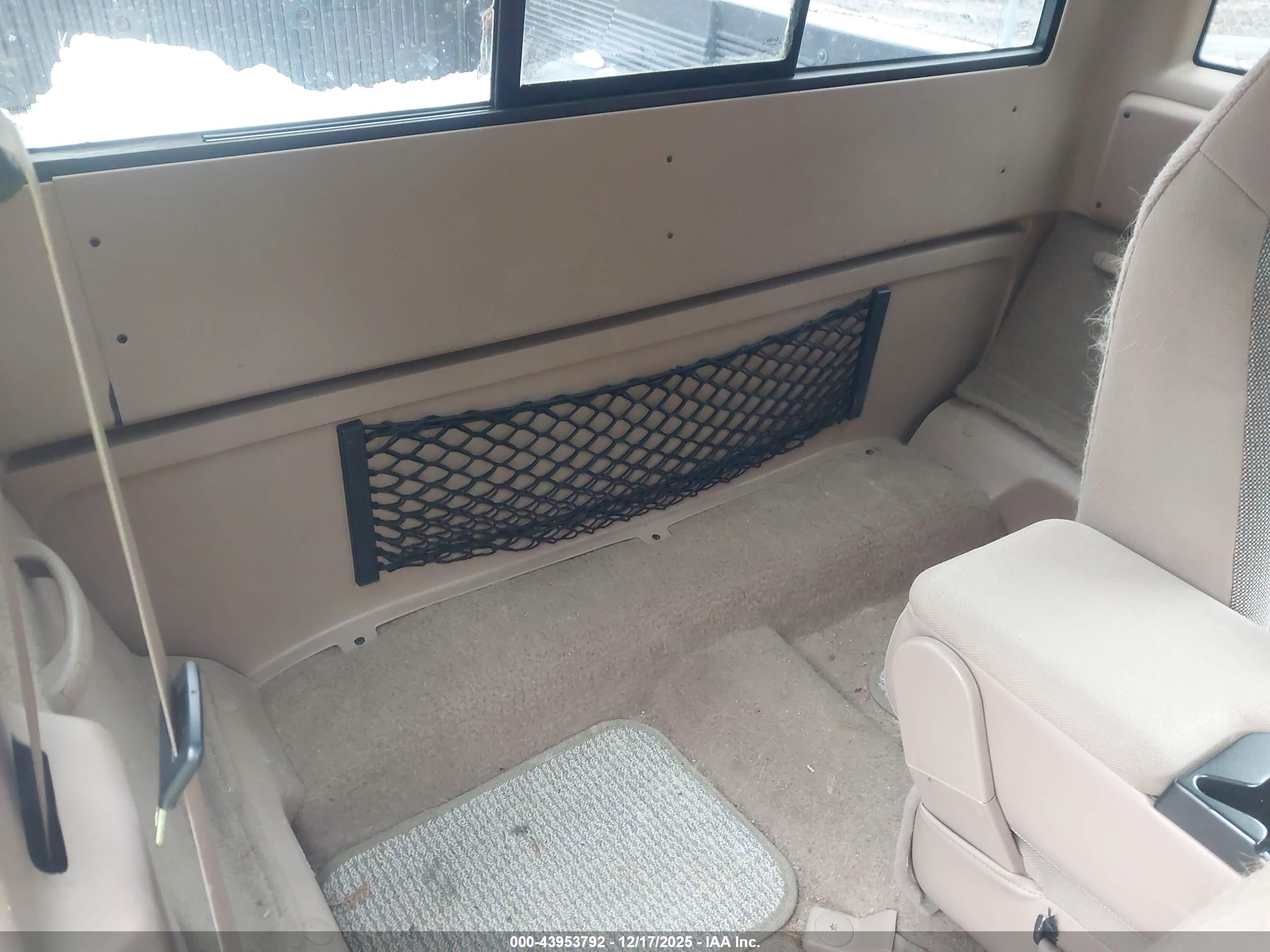FORD RANGER image 8