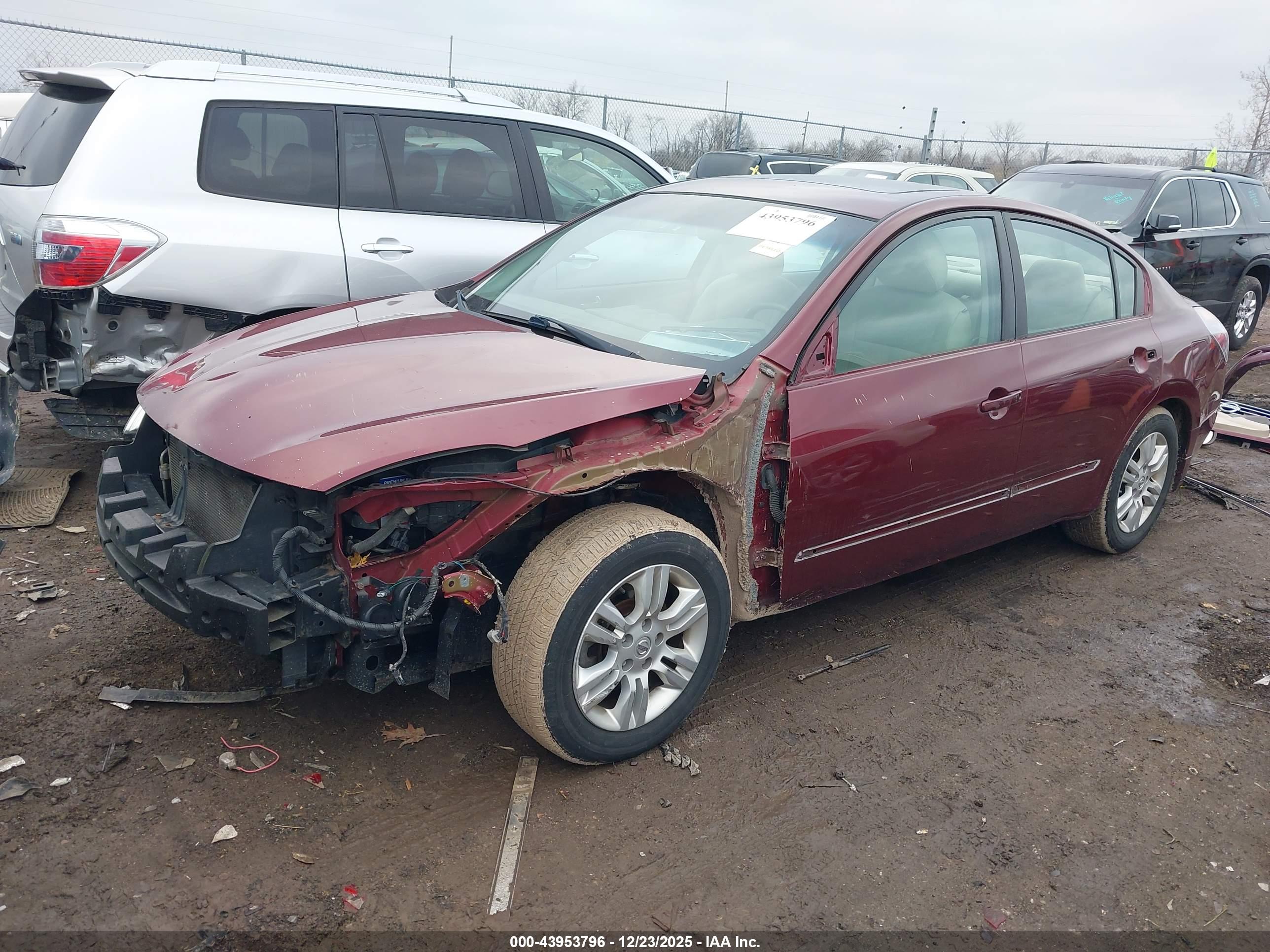 NISSAN ALTIMA image 2