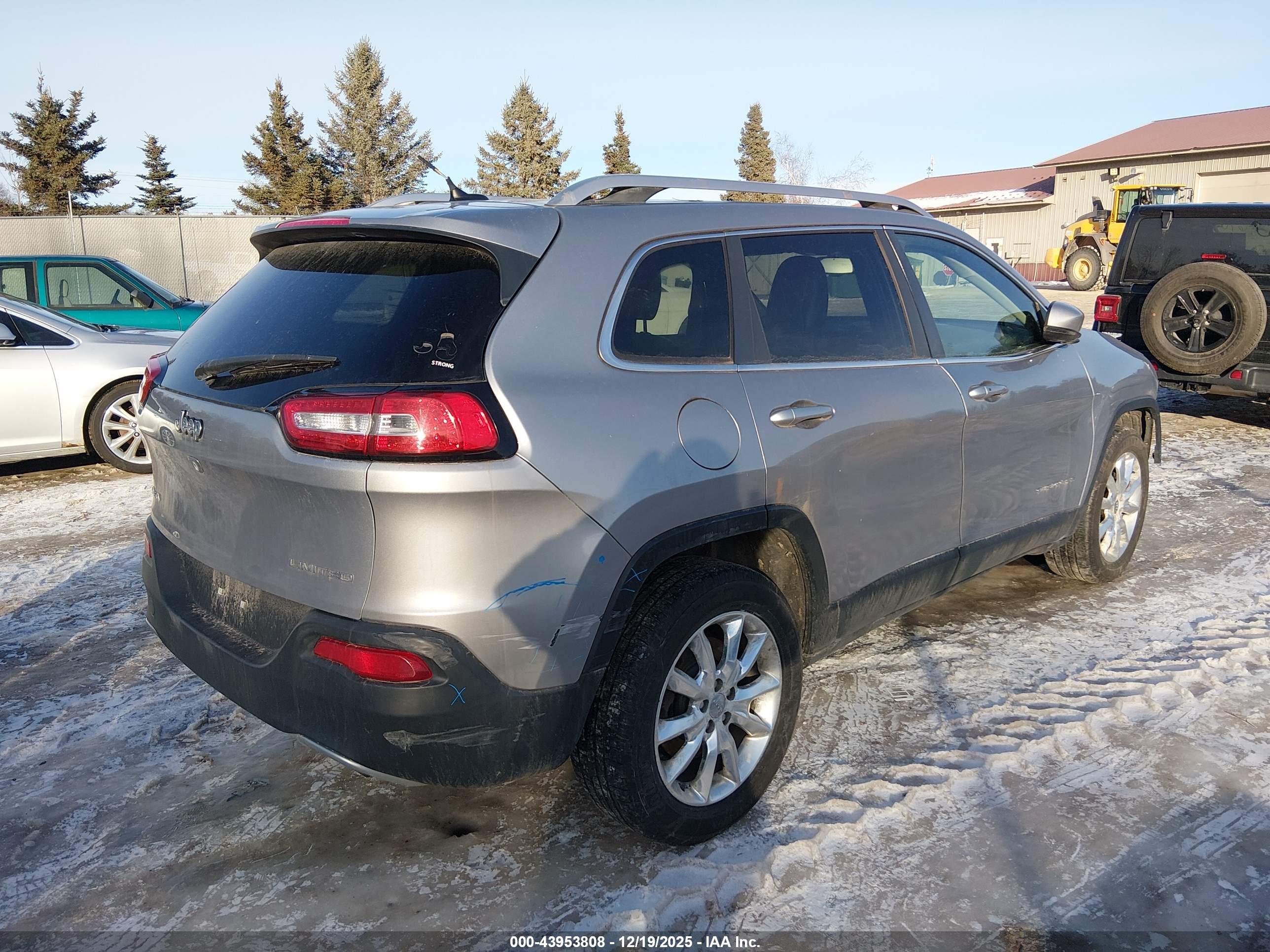 JEEP CHEROKEE image 4
