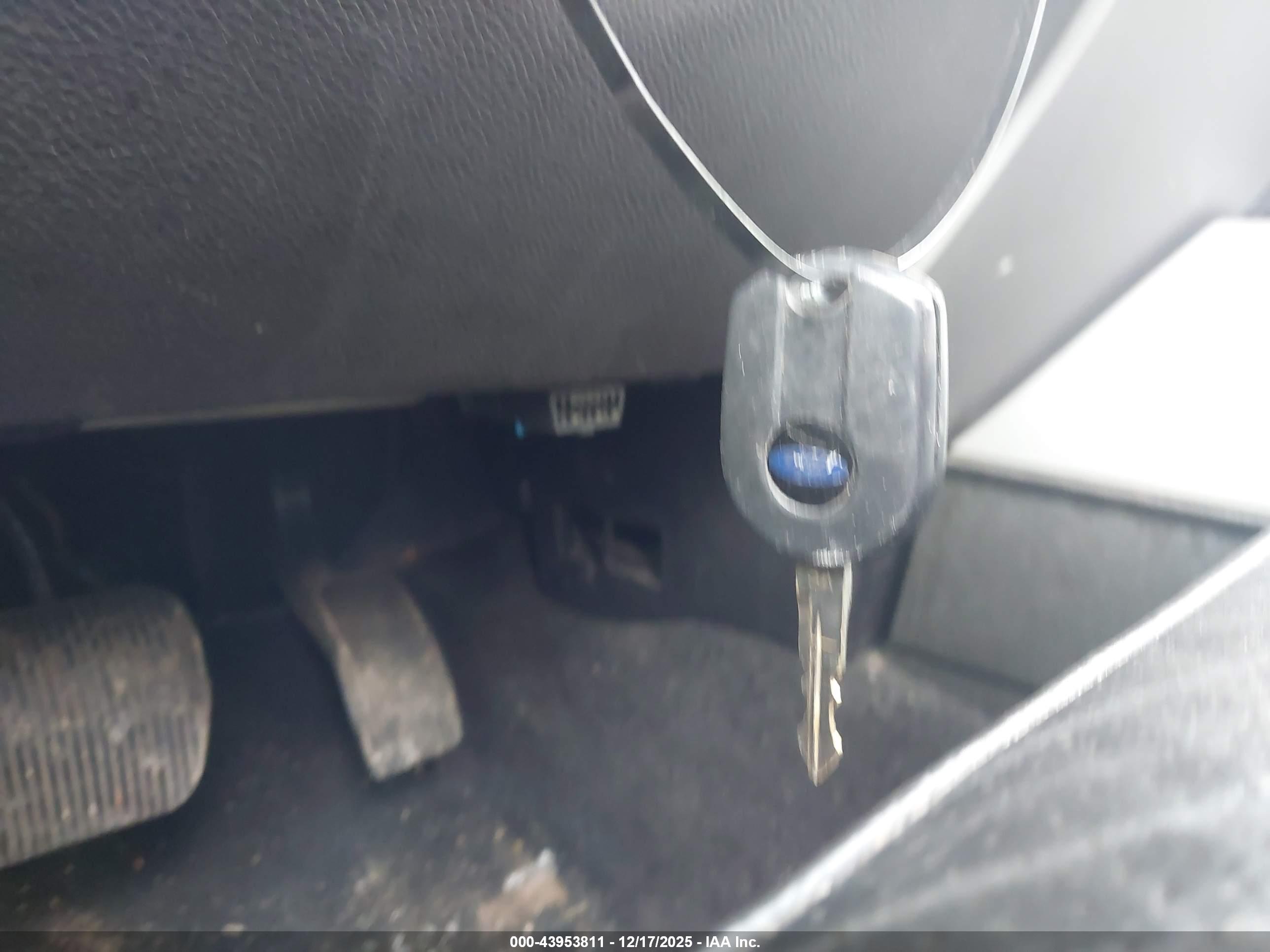 FORD EXPEDITION image 11