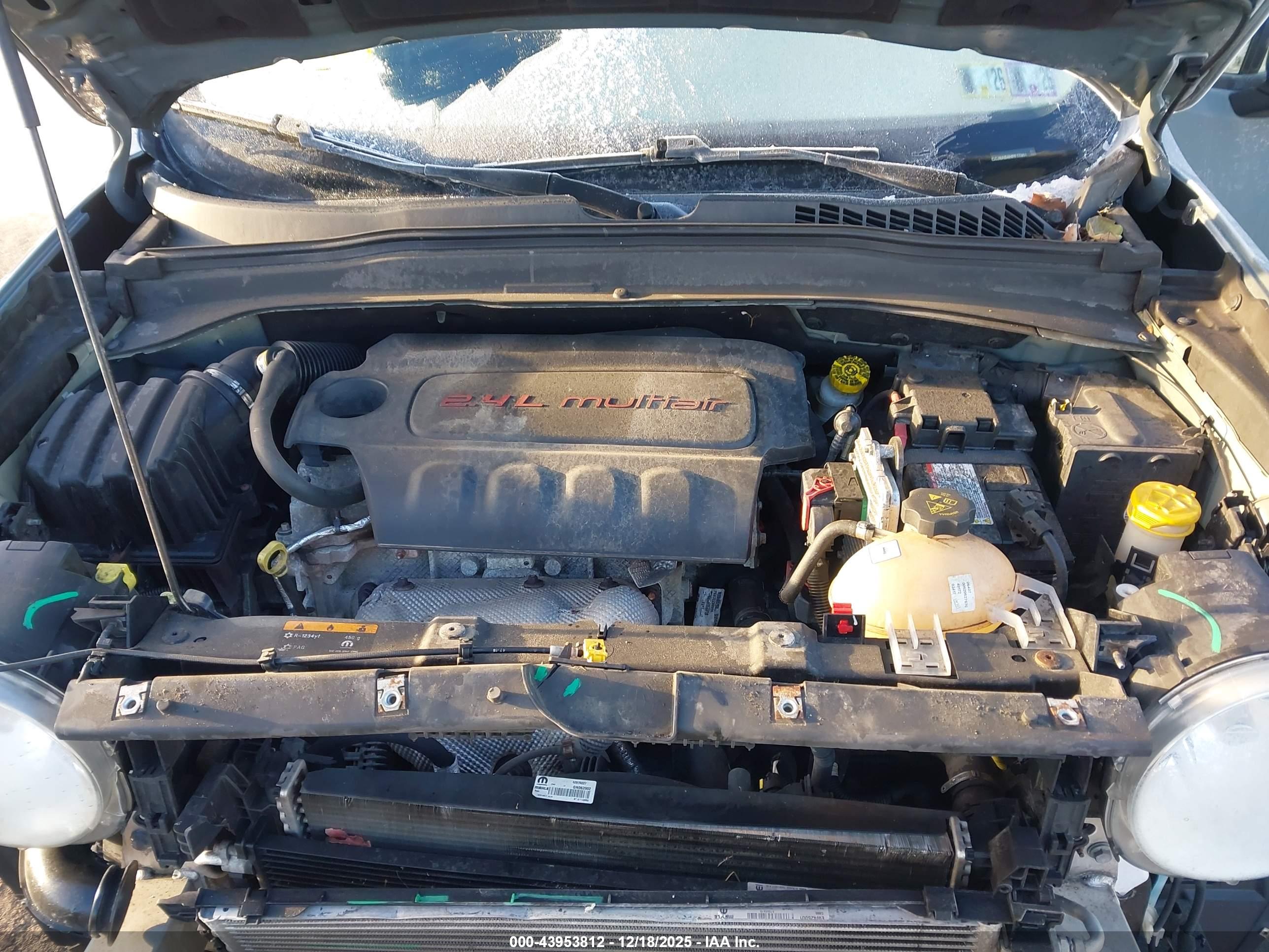JEEP RENEGADE image 10