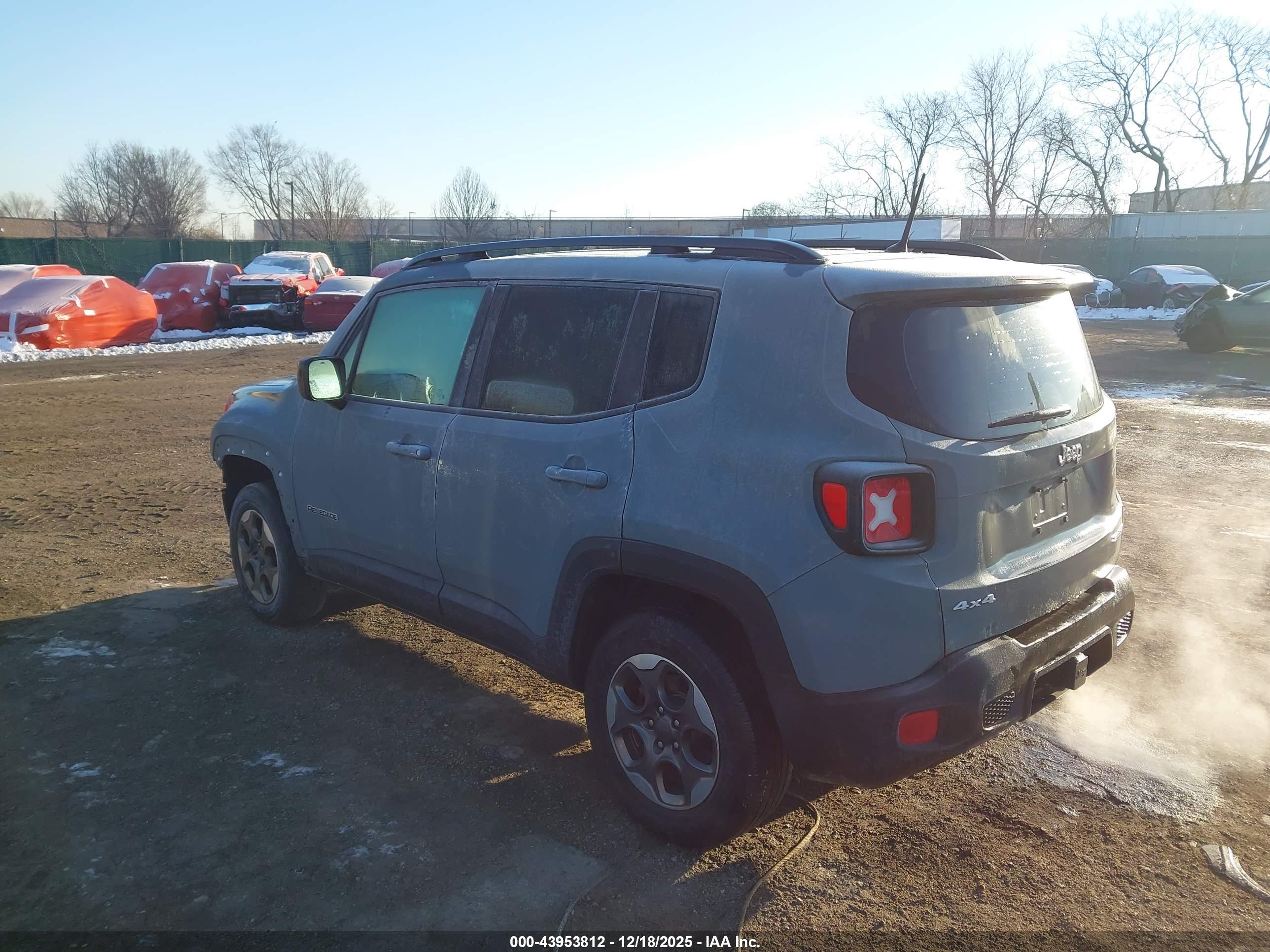 JEEP RENEGADE image 3