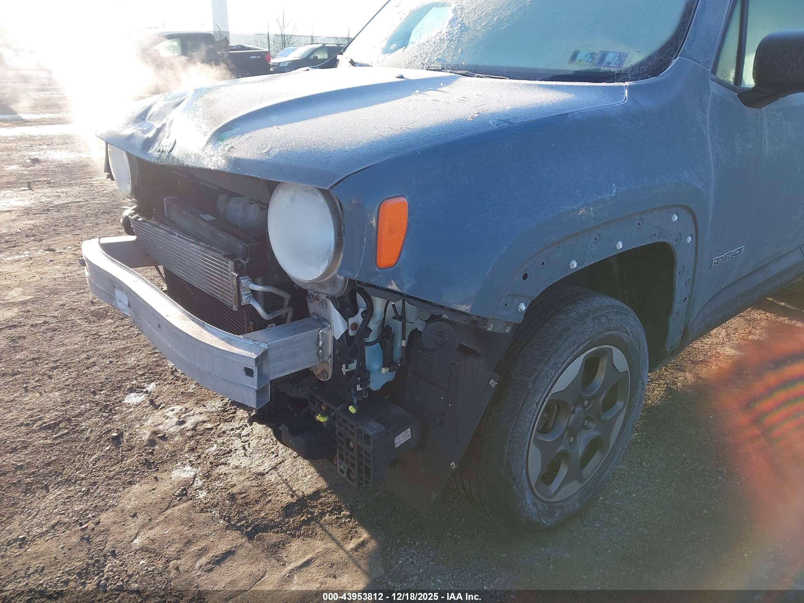JEEP RENEGADE image 6