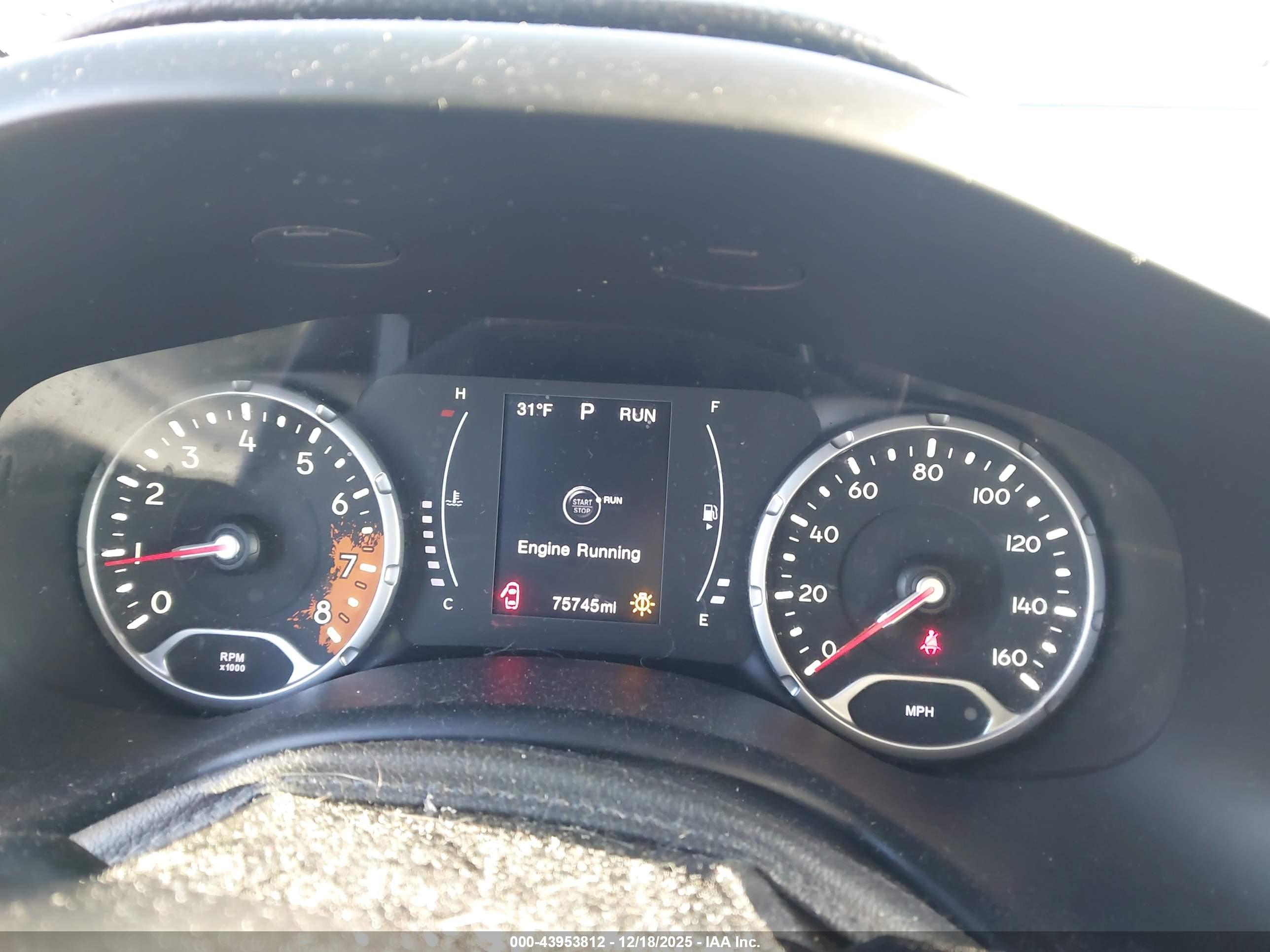 JEEP RENEGADE image 7
