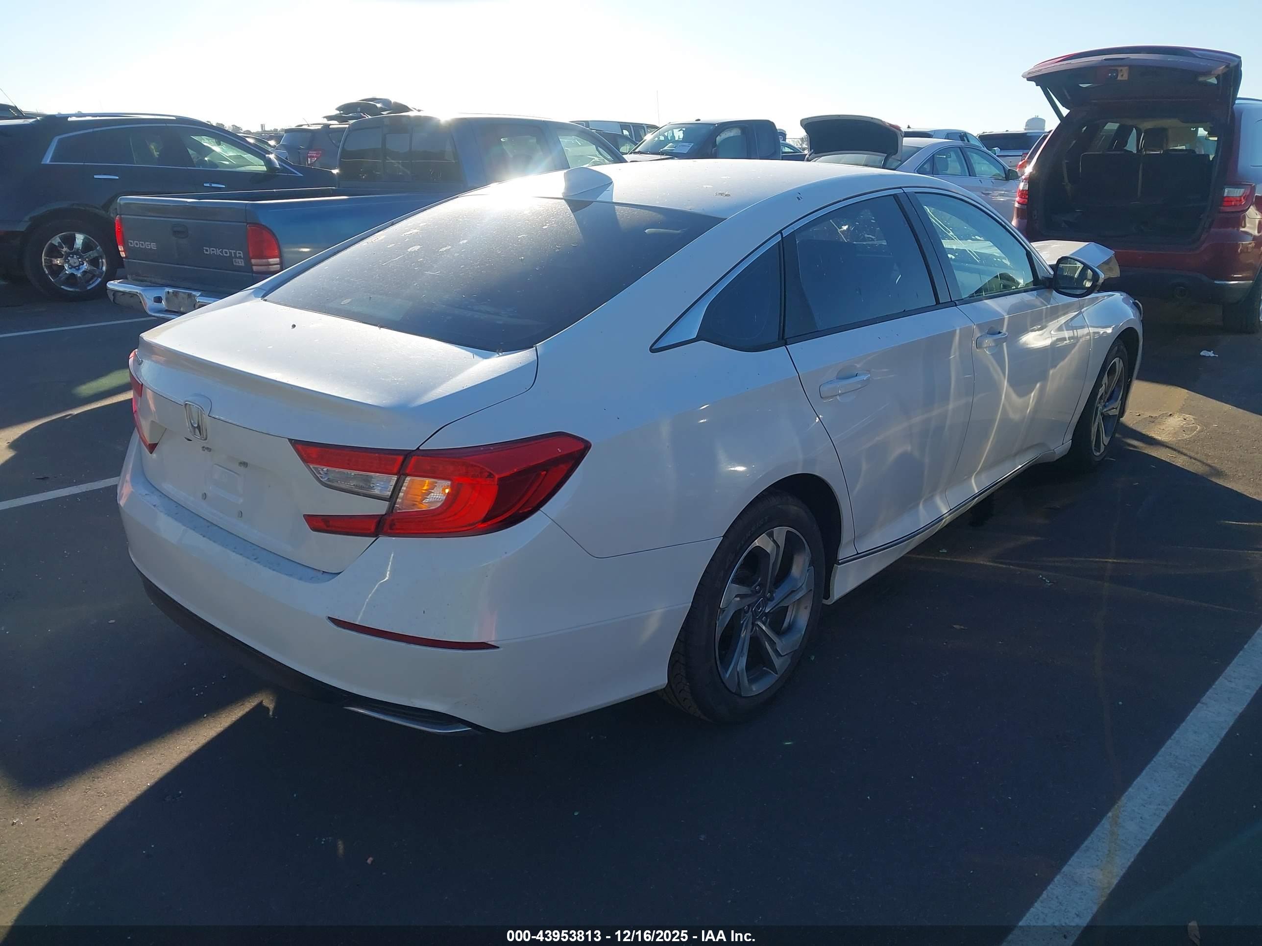 HONDA ACCORD image 4