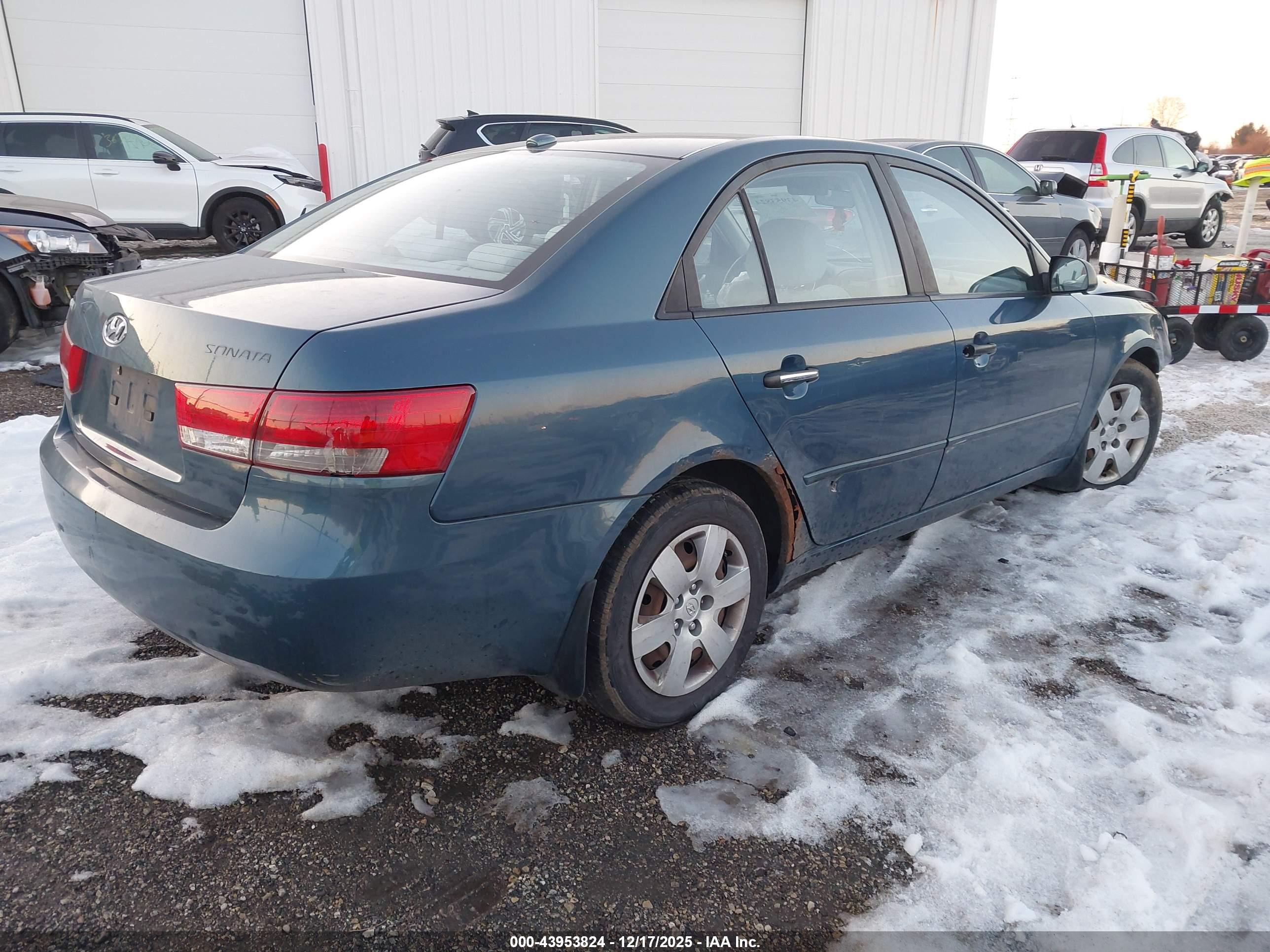 HYUNDAI SONATA image 4