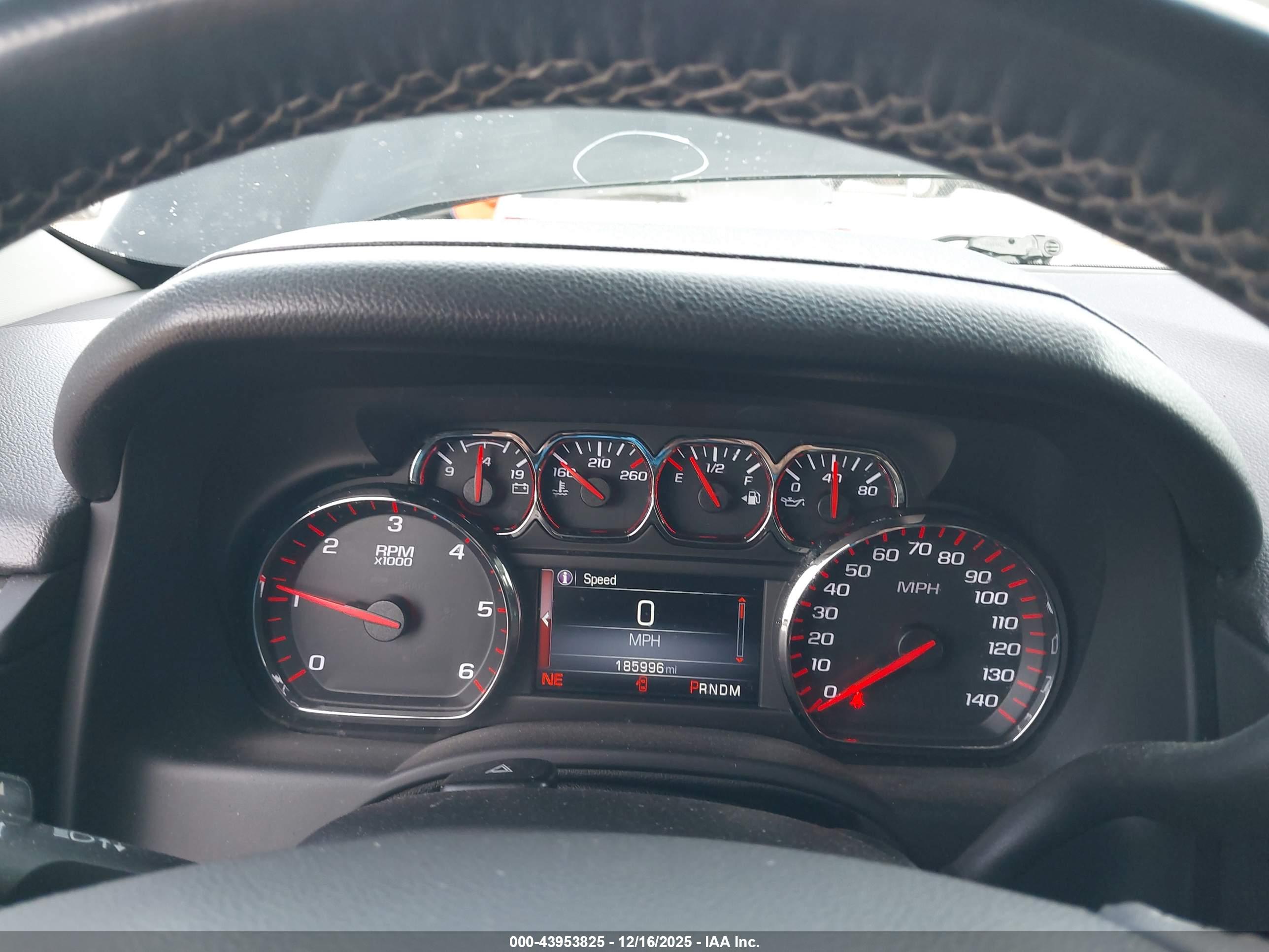 GMC YUKON image 7
