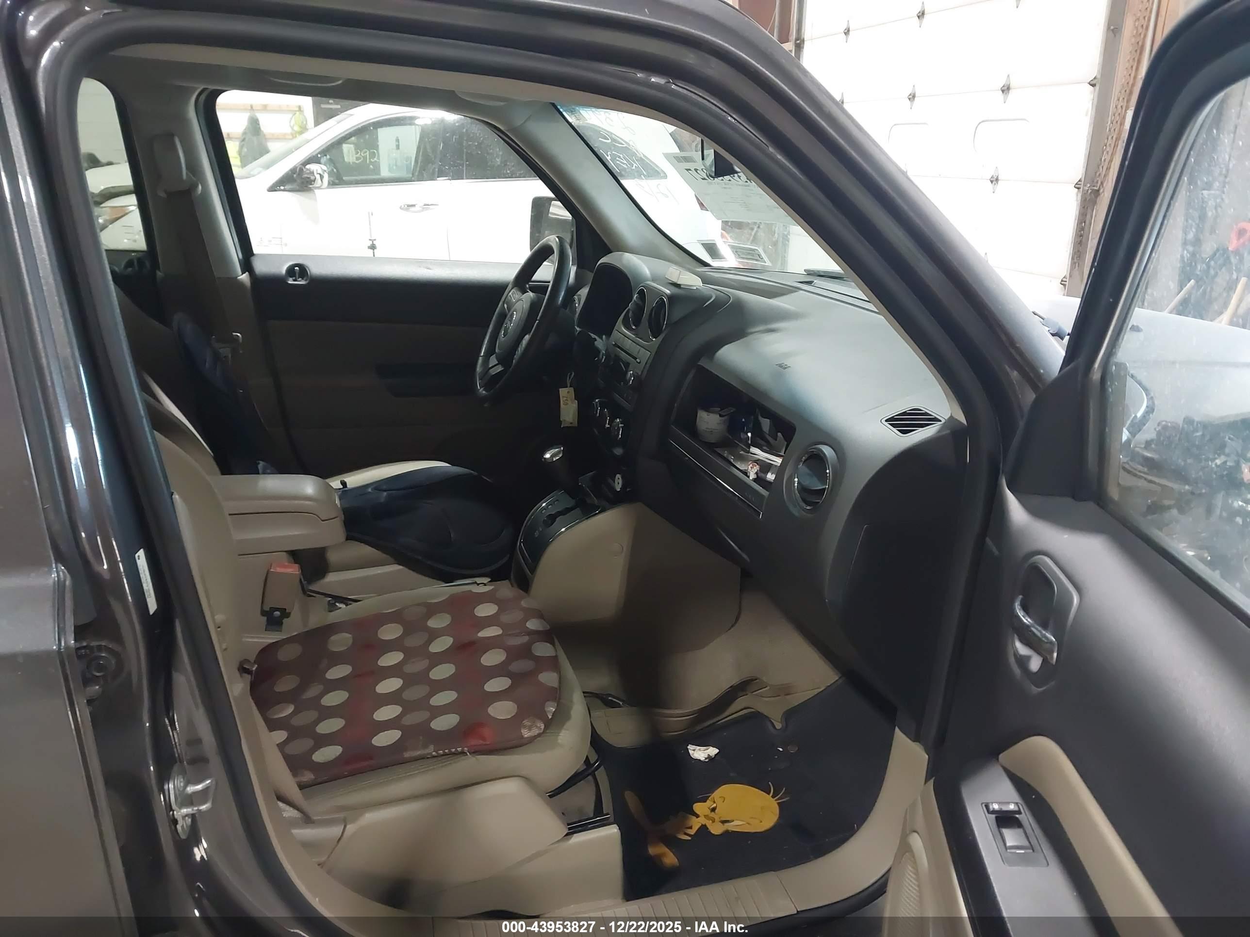 JEEP PATRIOT image 5
