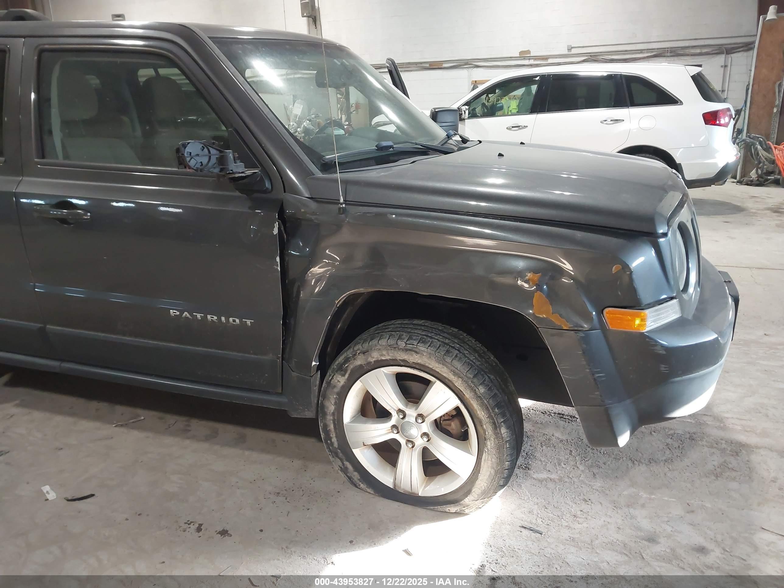 JEEP PATRIOT image 6