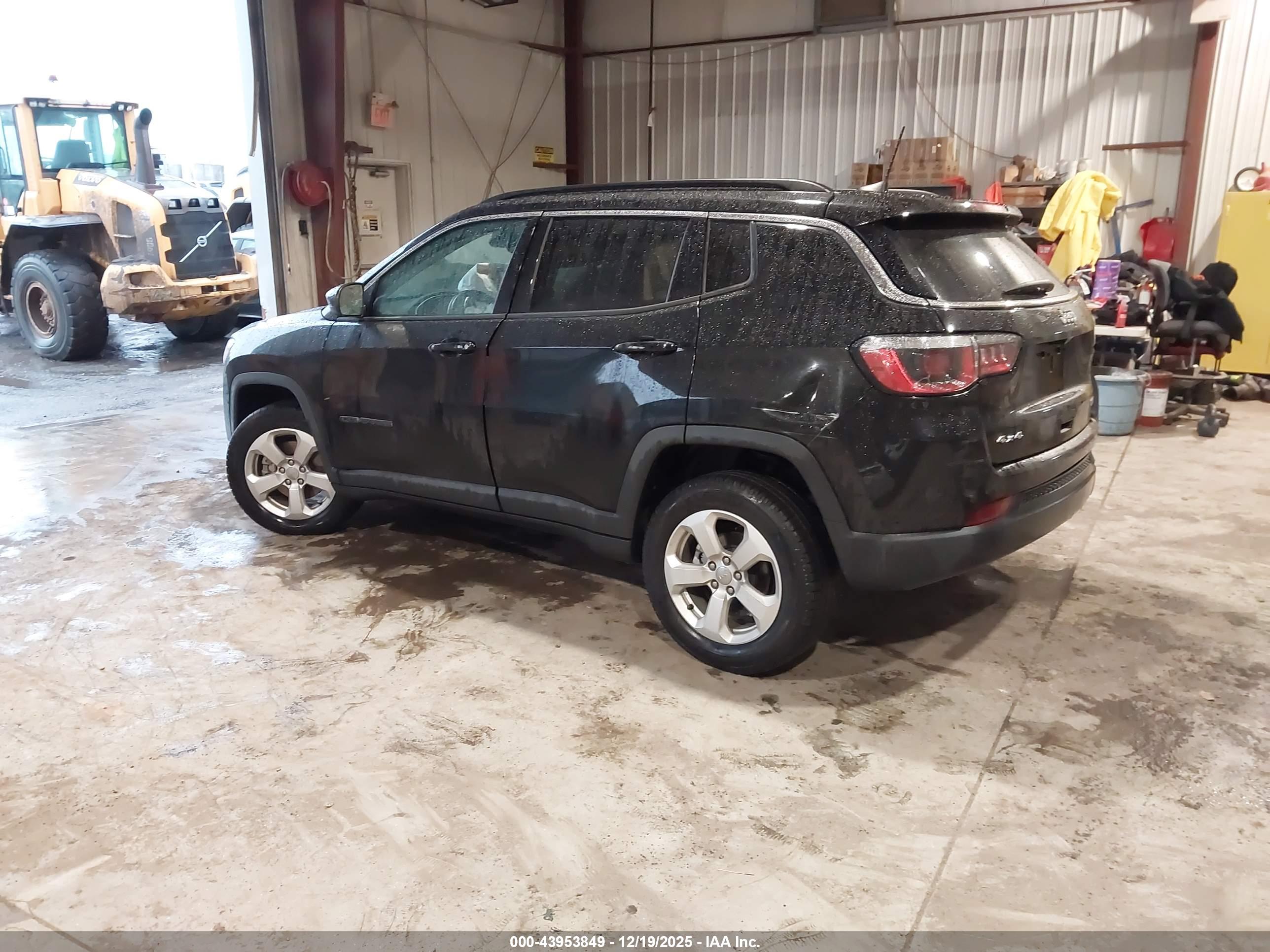 JEEP COMPASS image 3