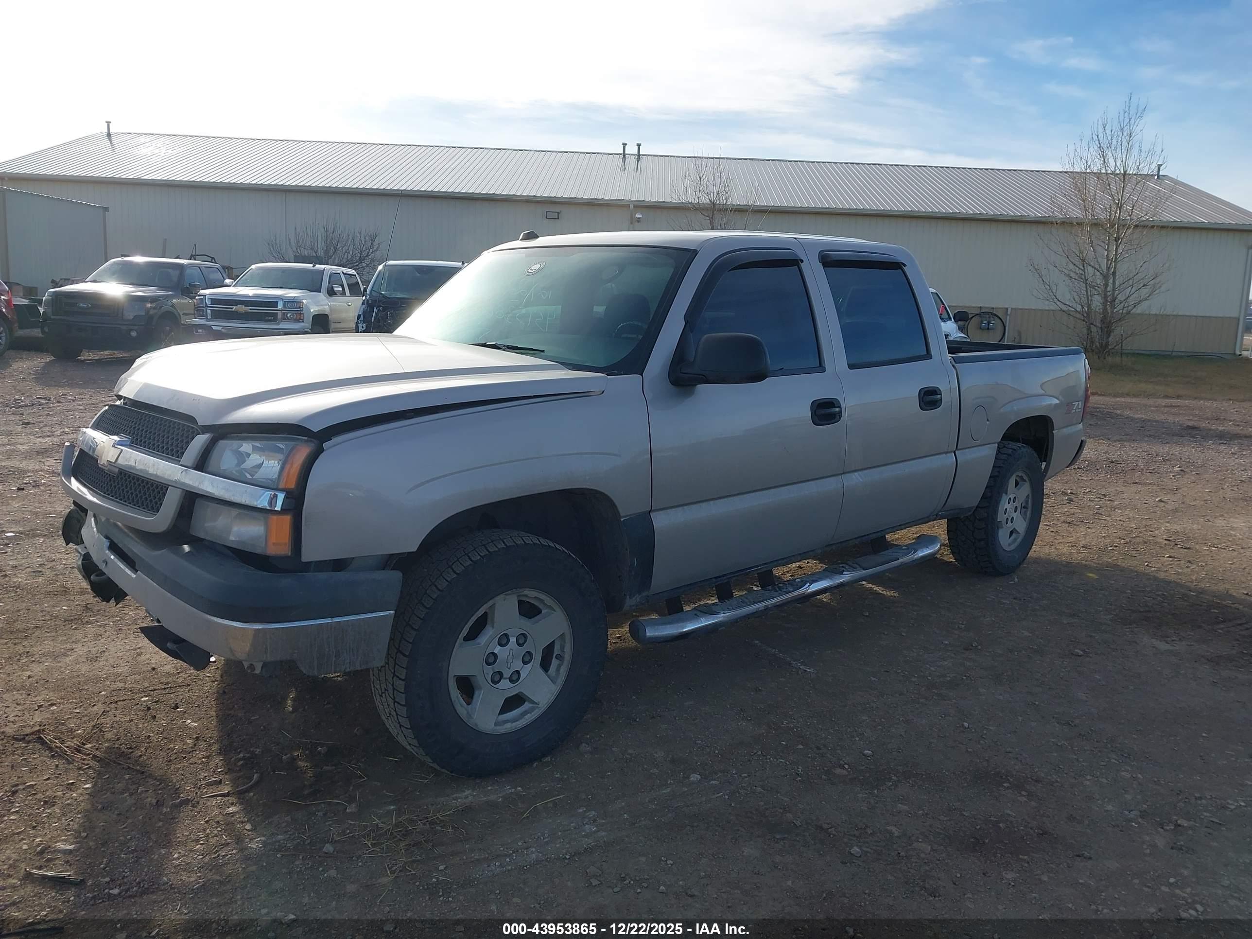 CHEVROLET SILVERADO image 2