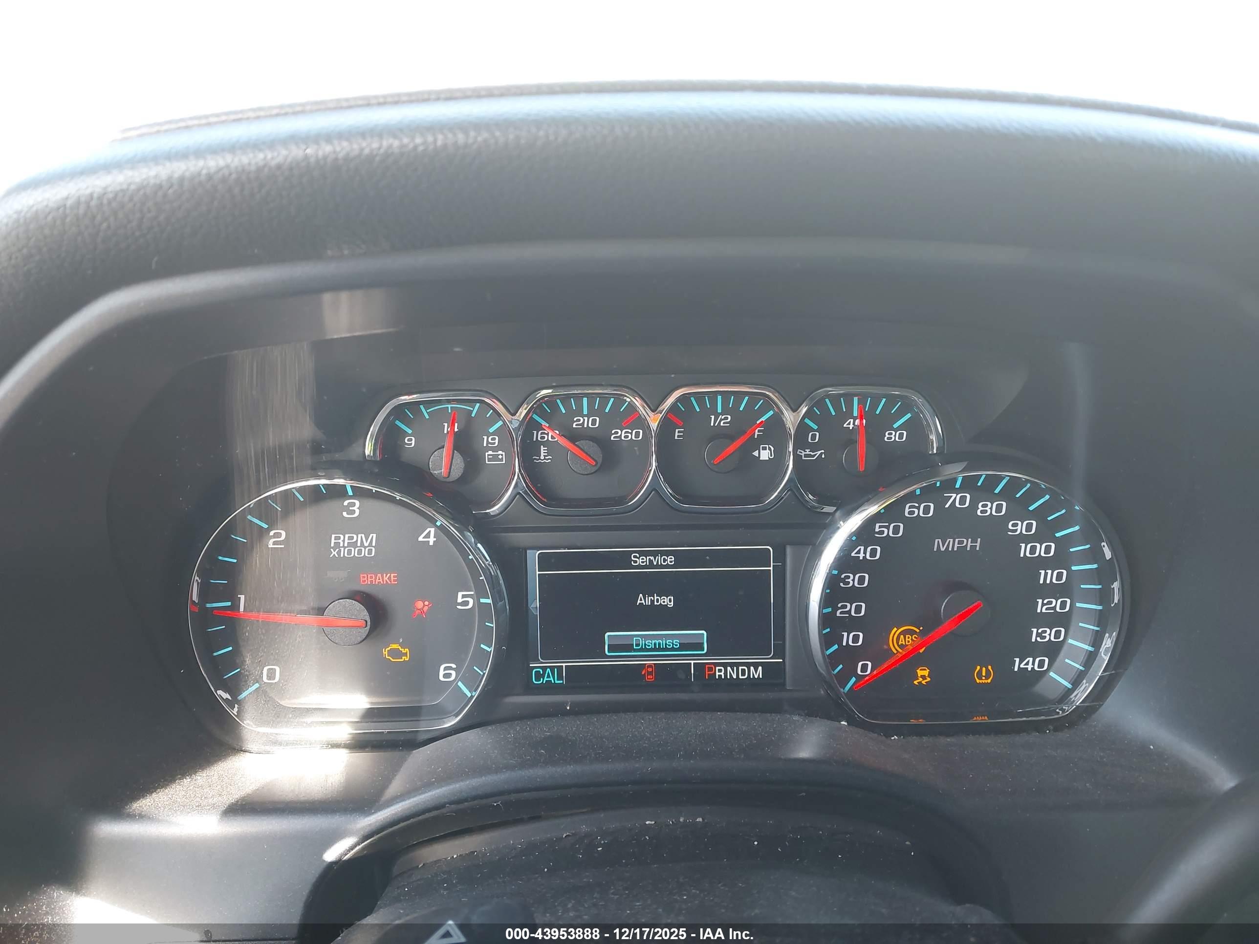 CHEVROLET SILVERADO image 7