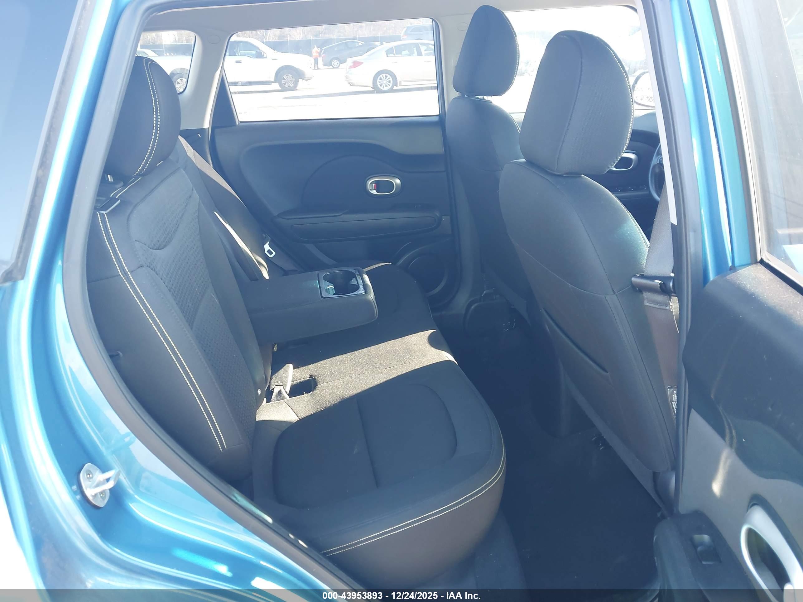 KIA SOUL image 8