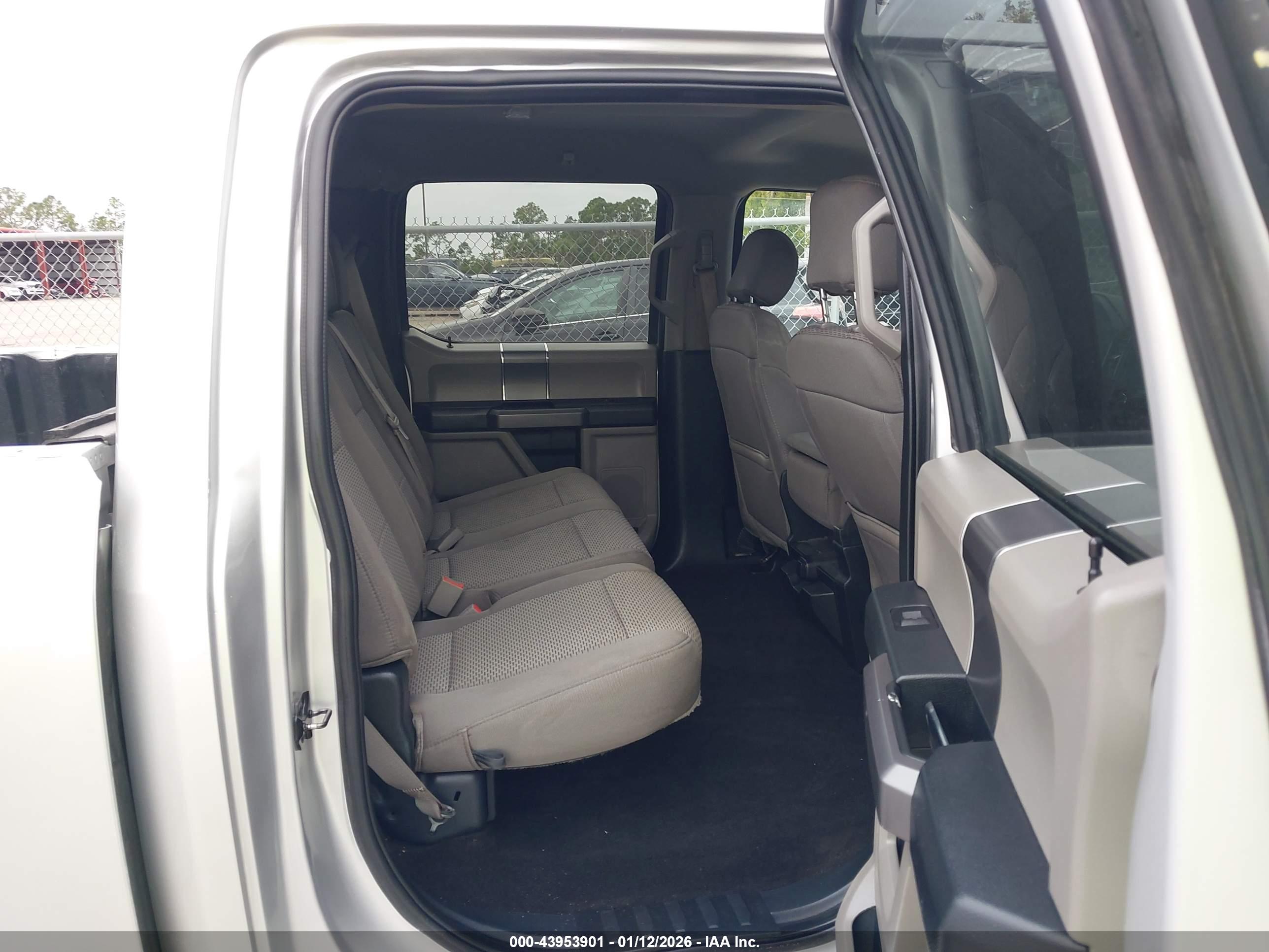 FORD F-150 image 8