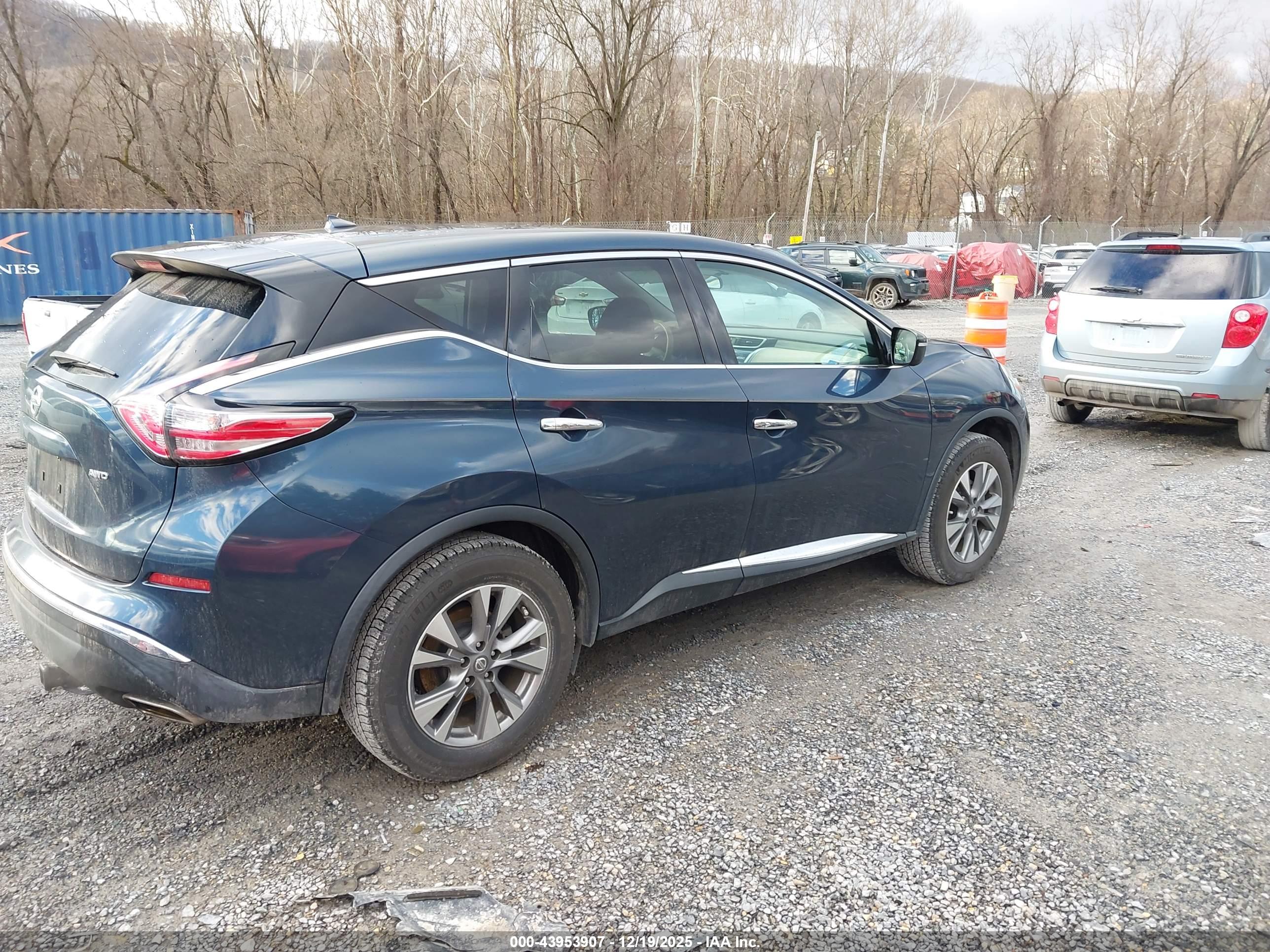NISSAN MURANO image 4