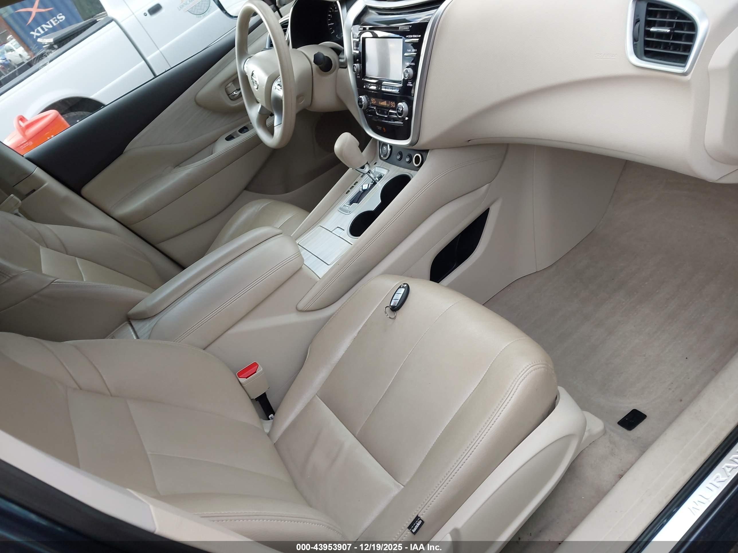NISSAN MURANO image 5
