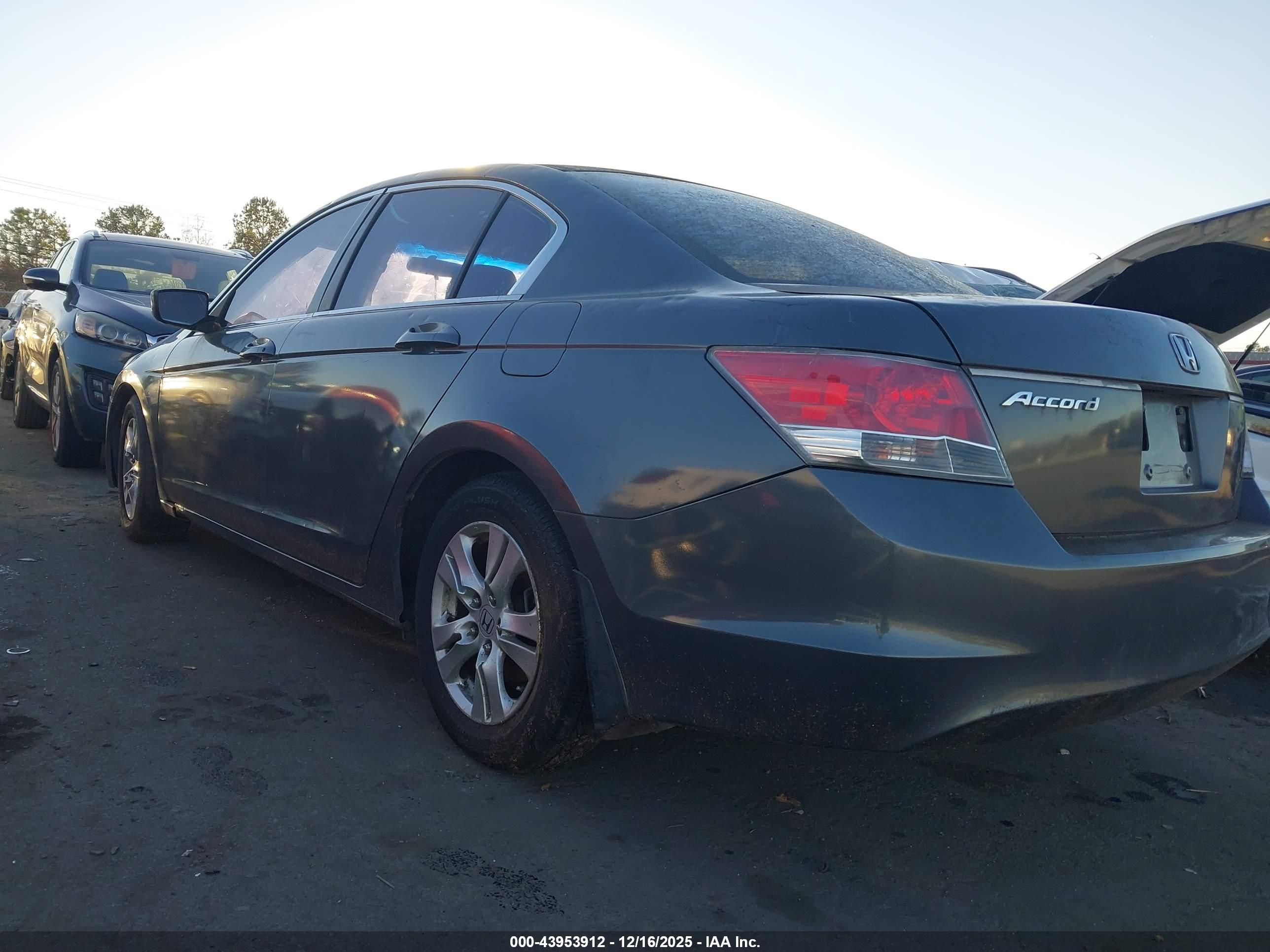HONDA ACCORD image 3