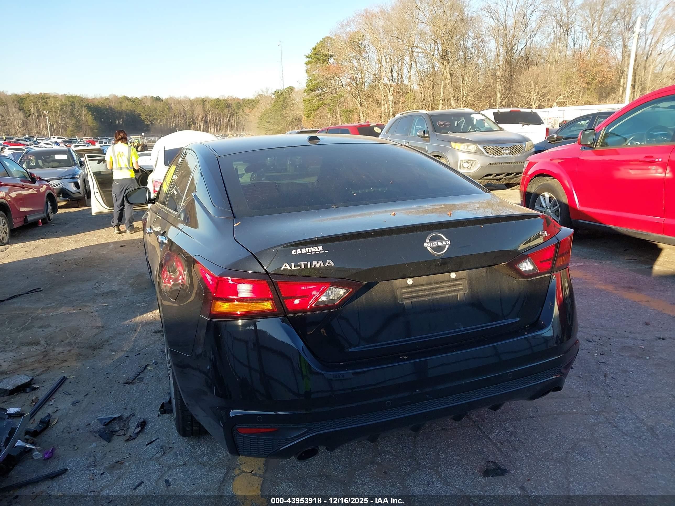NISSAN ALTIMA image 3