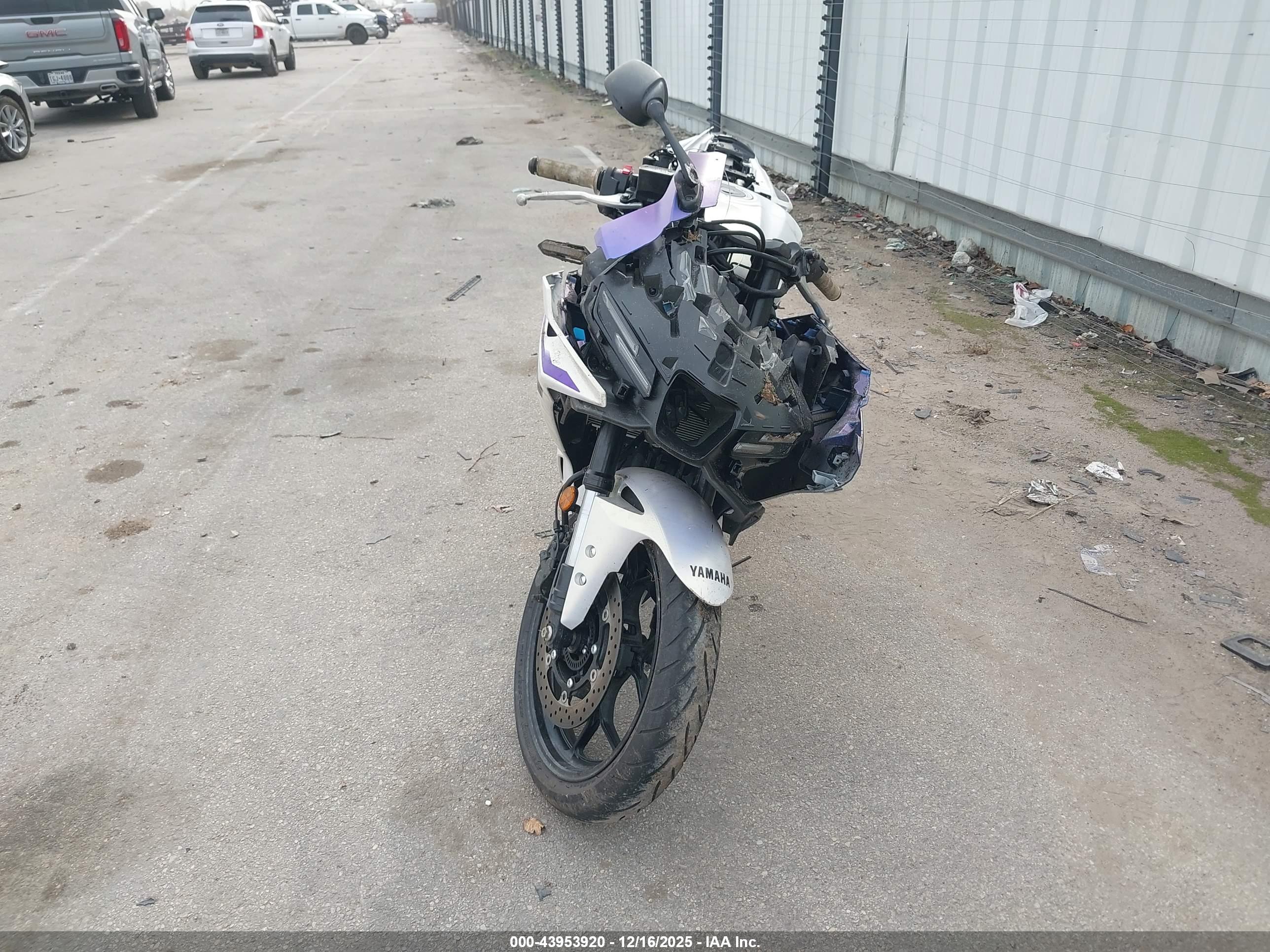 YAMAHA YFZ320 image 5