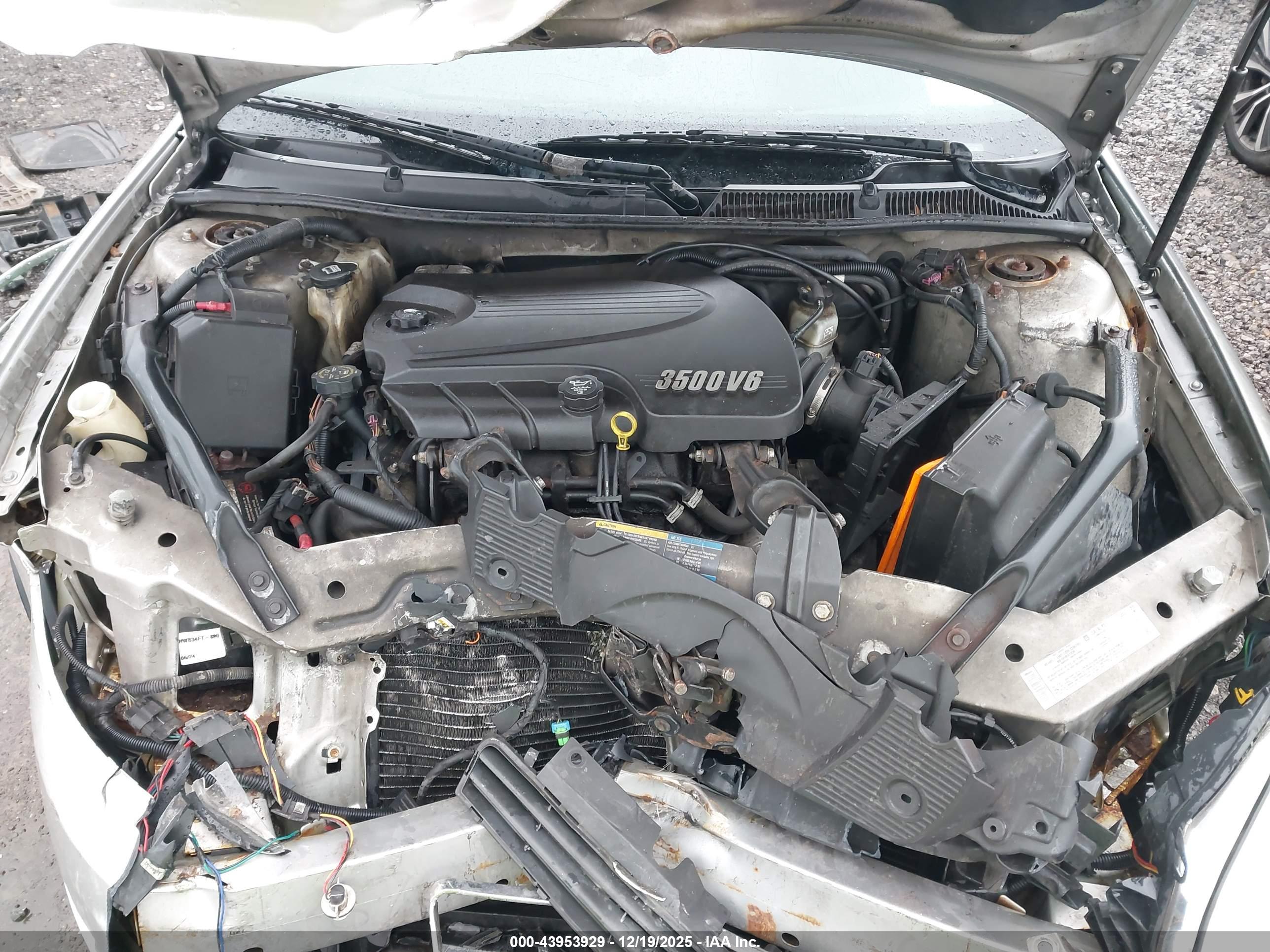 CHEVROLET IMPALA image 10