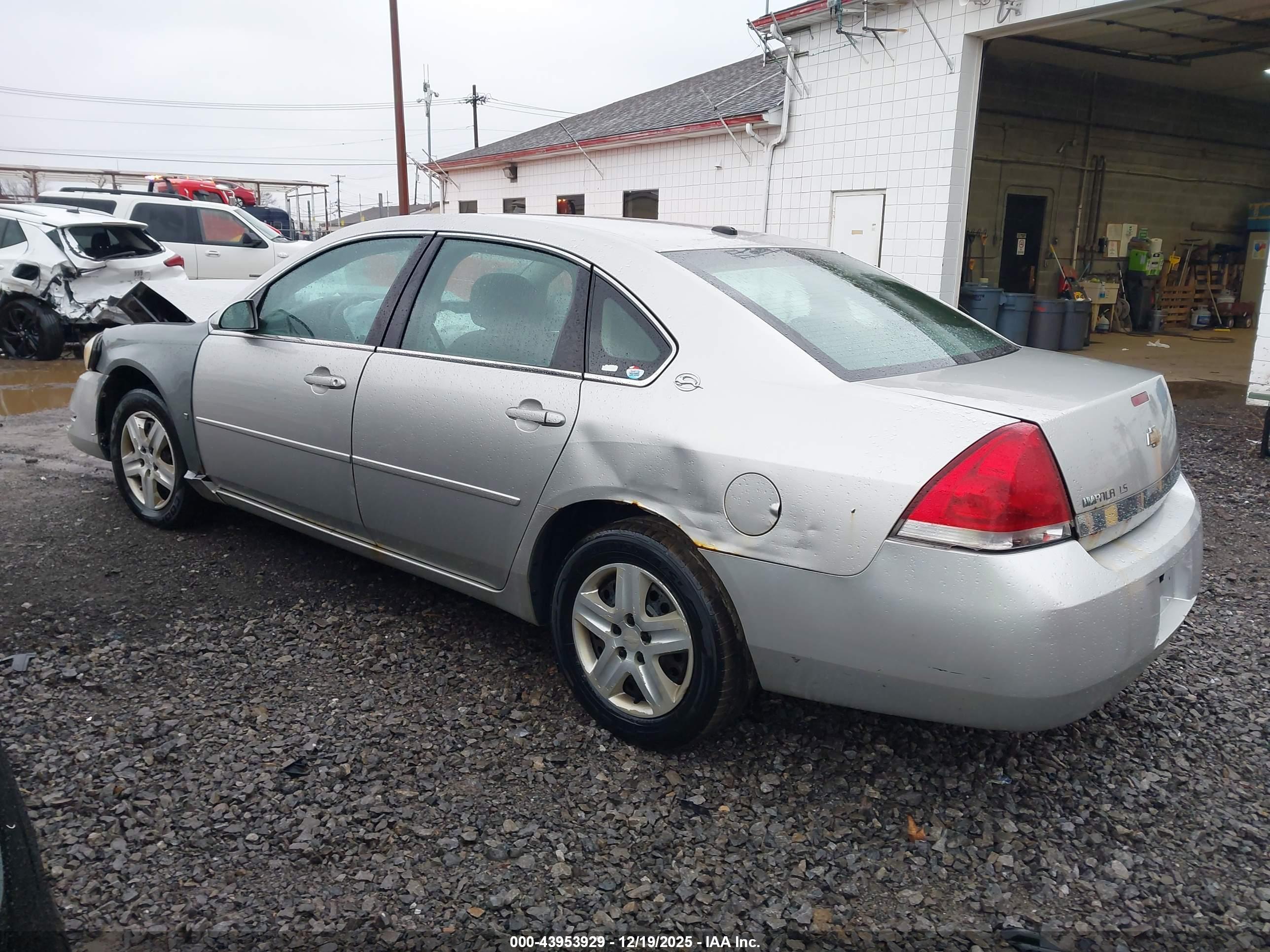 CHEVROLET IMPALA image 3