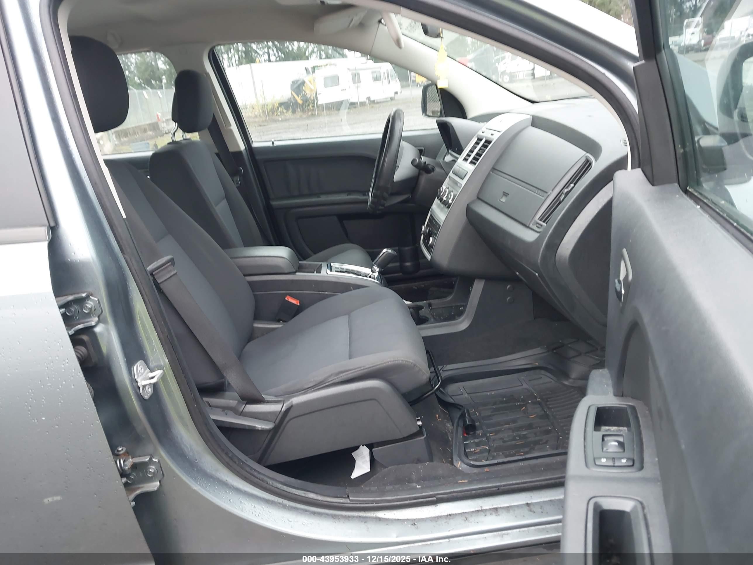 DODGE JOURNEY image 5