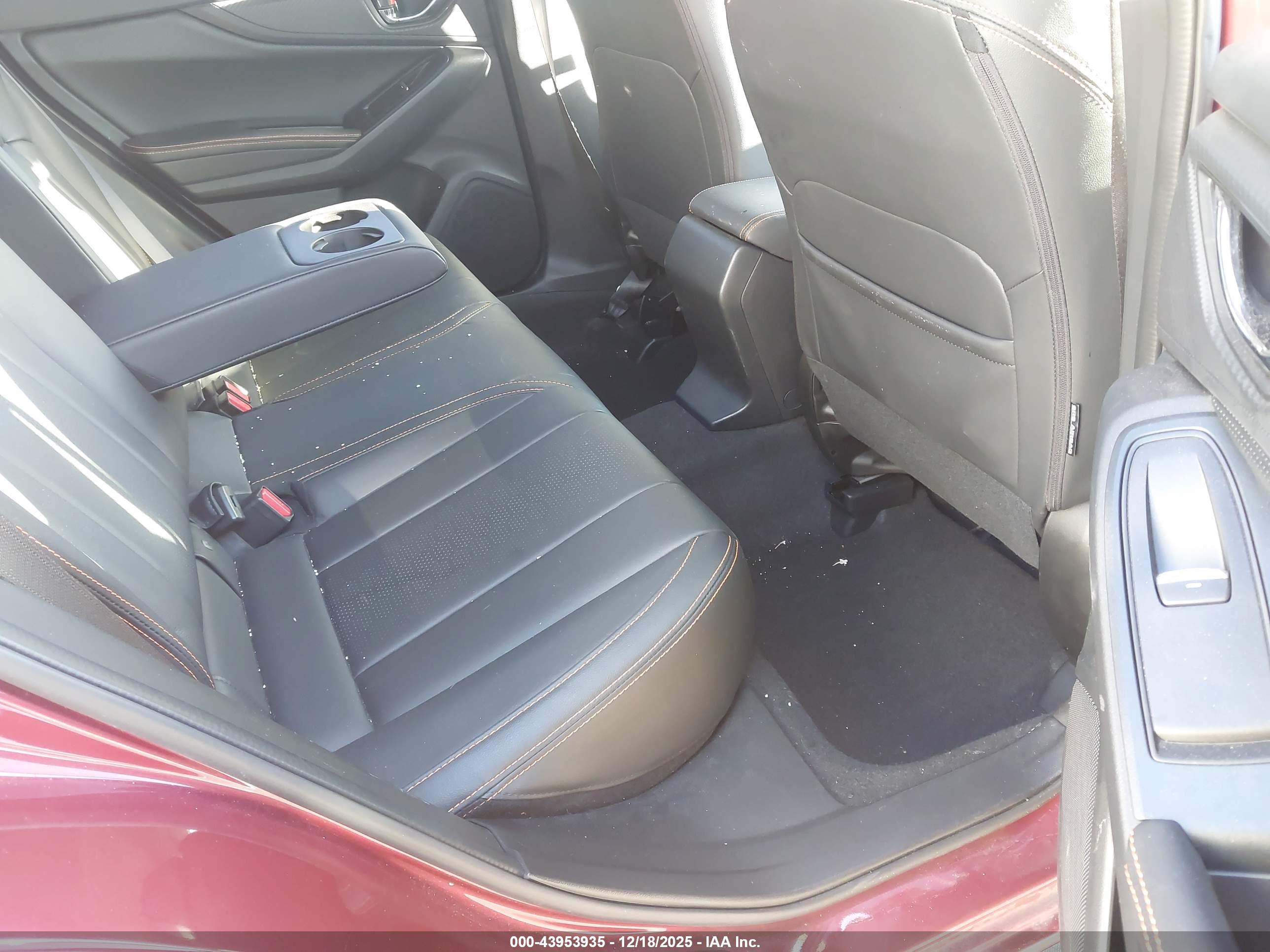 SUBARU CROSSTREK image 8
