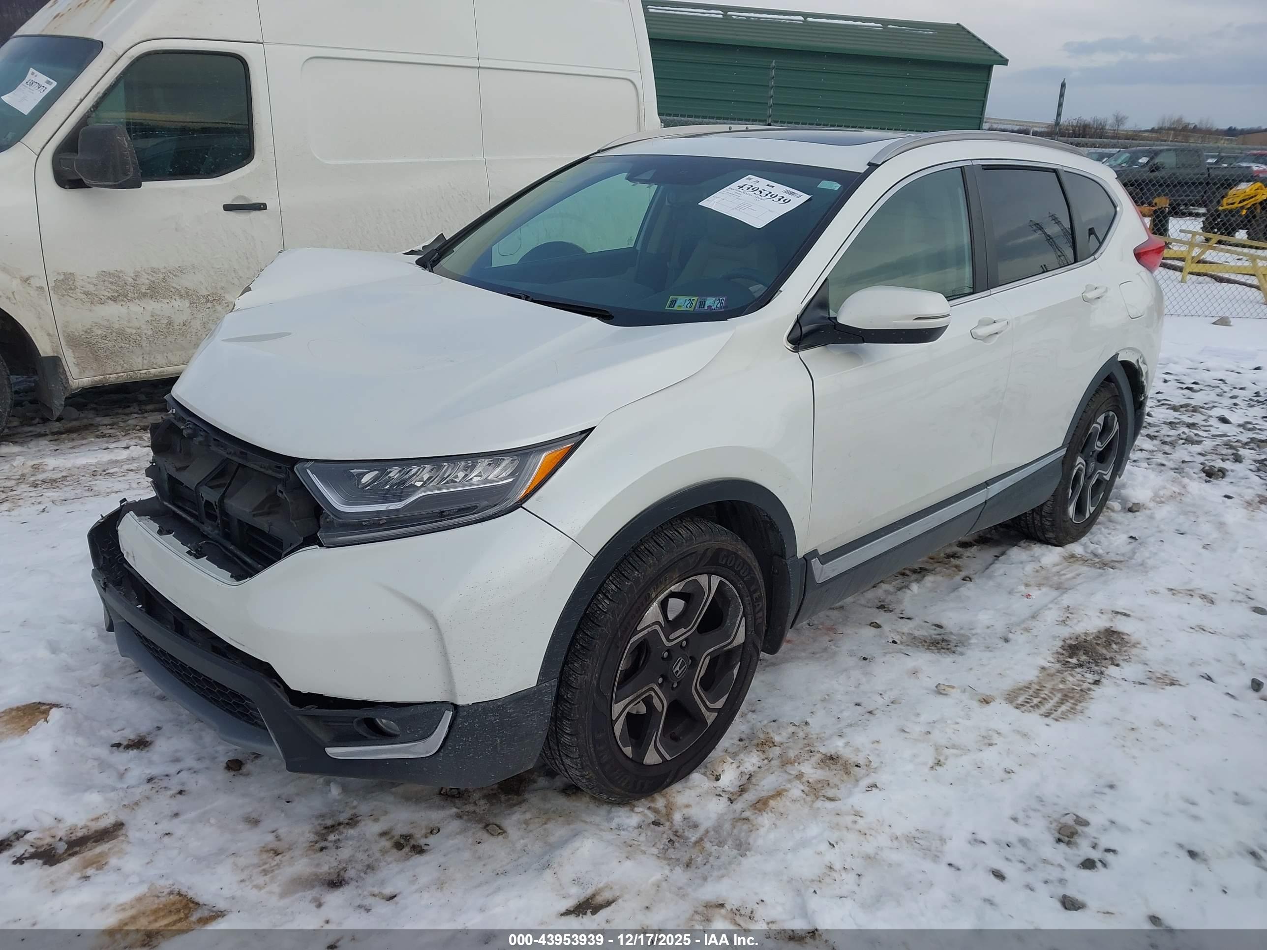 HONDA CR-V image 2