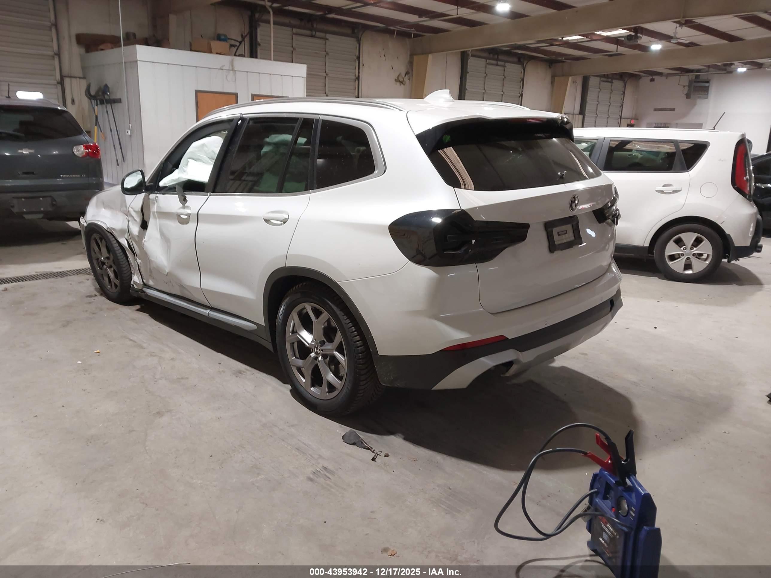 BMW X3 image 3