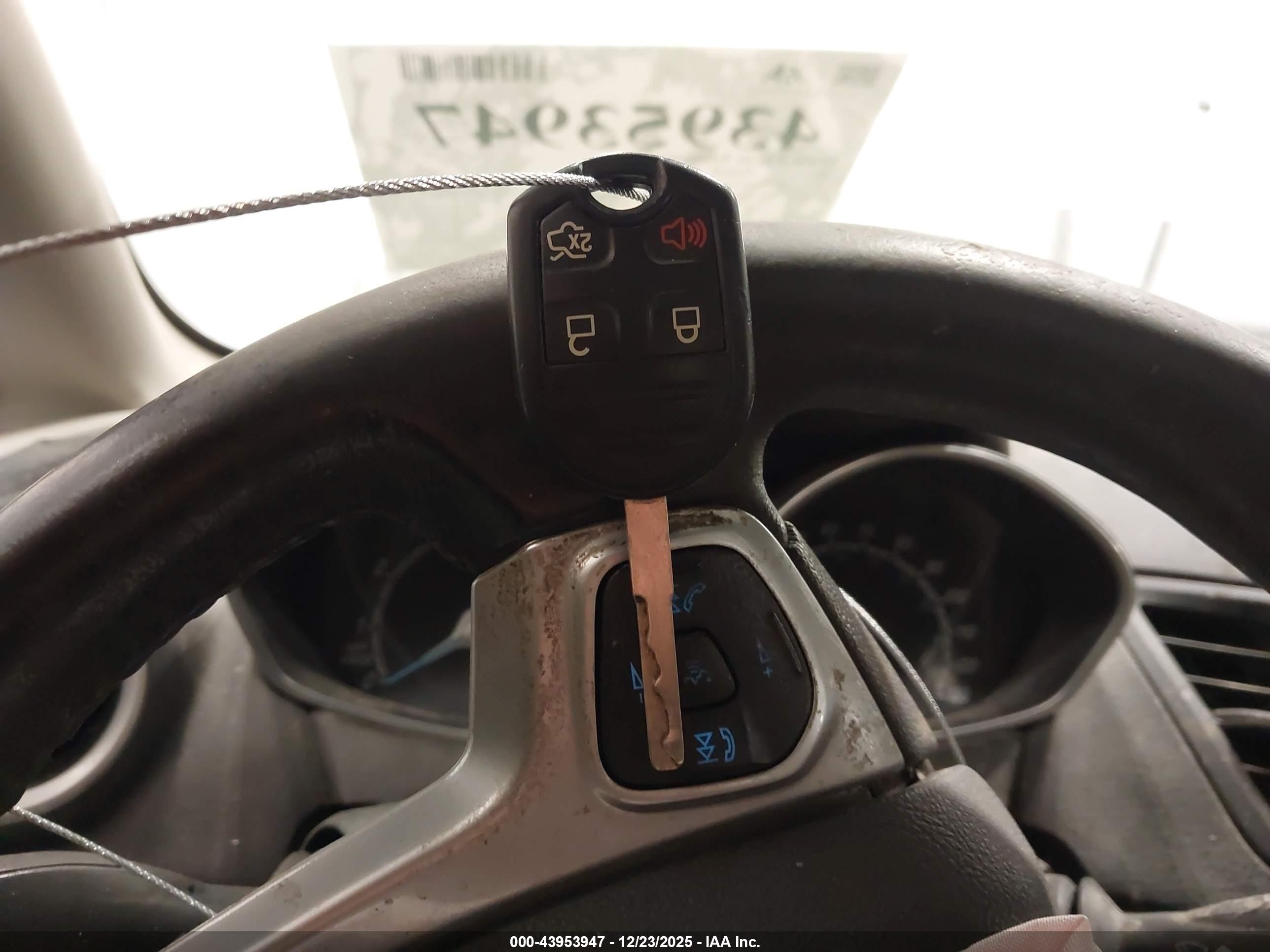 FORD FIESTA image 11