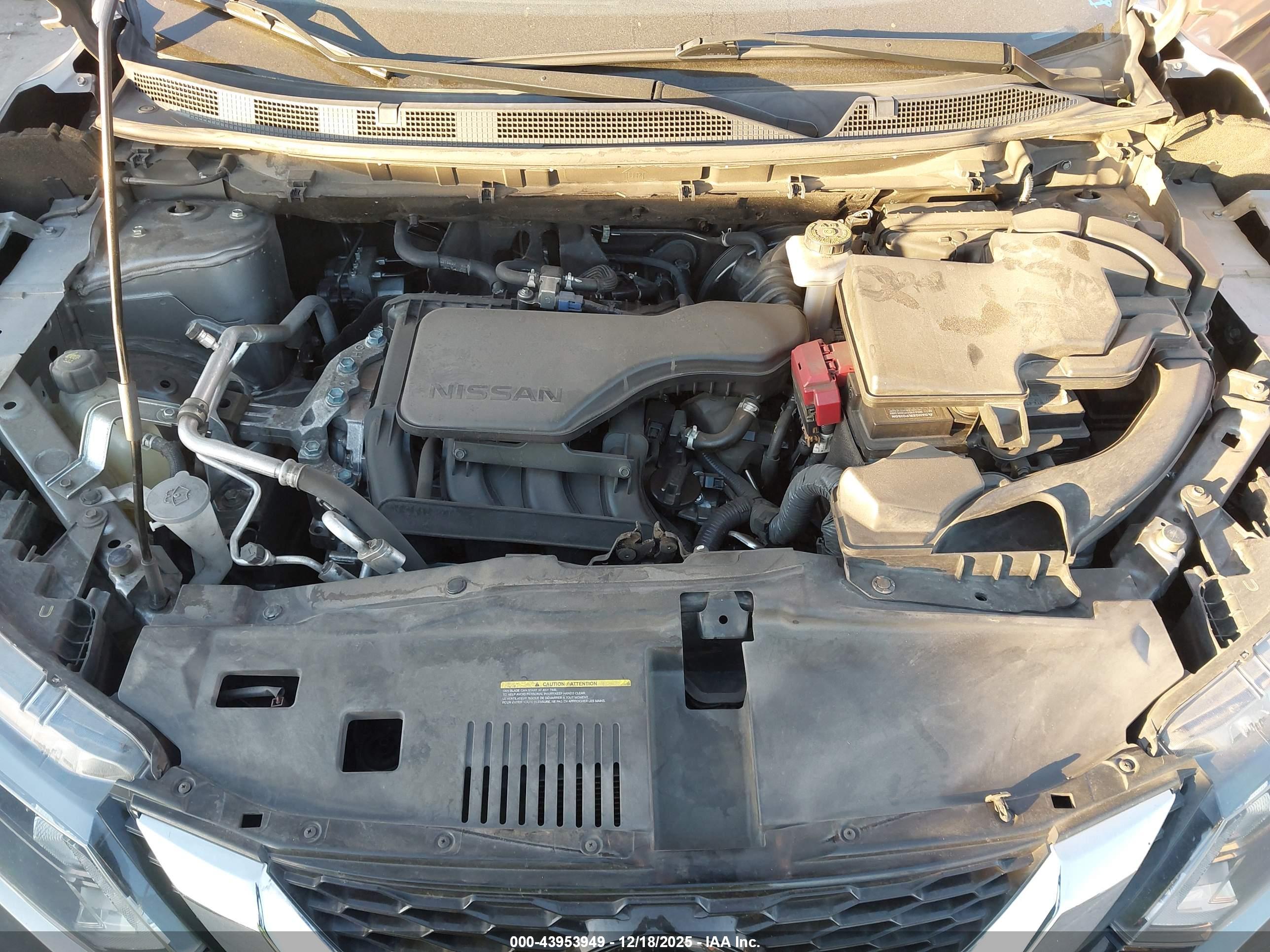NISSAN ROGUE image 10