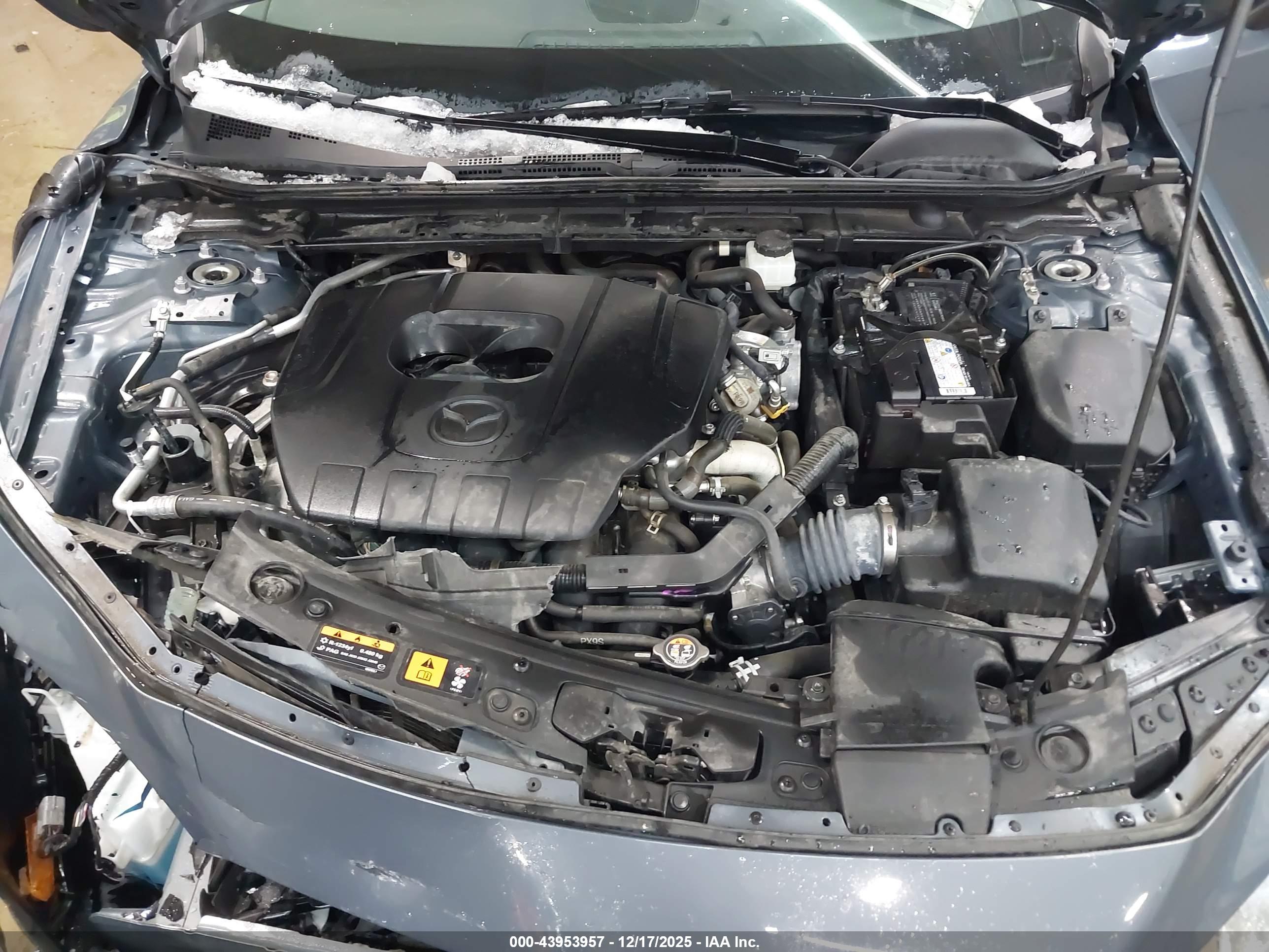 MAZDA MAZDA3 image 10