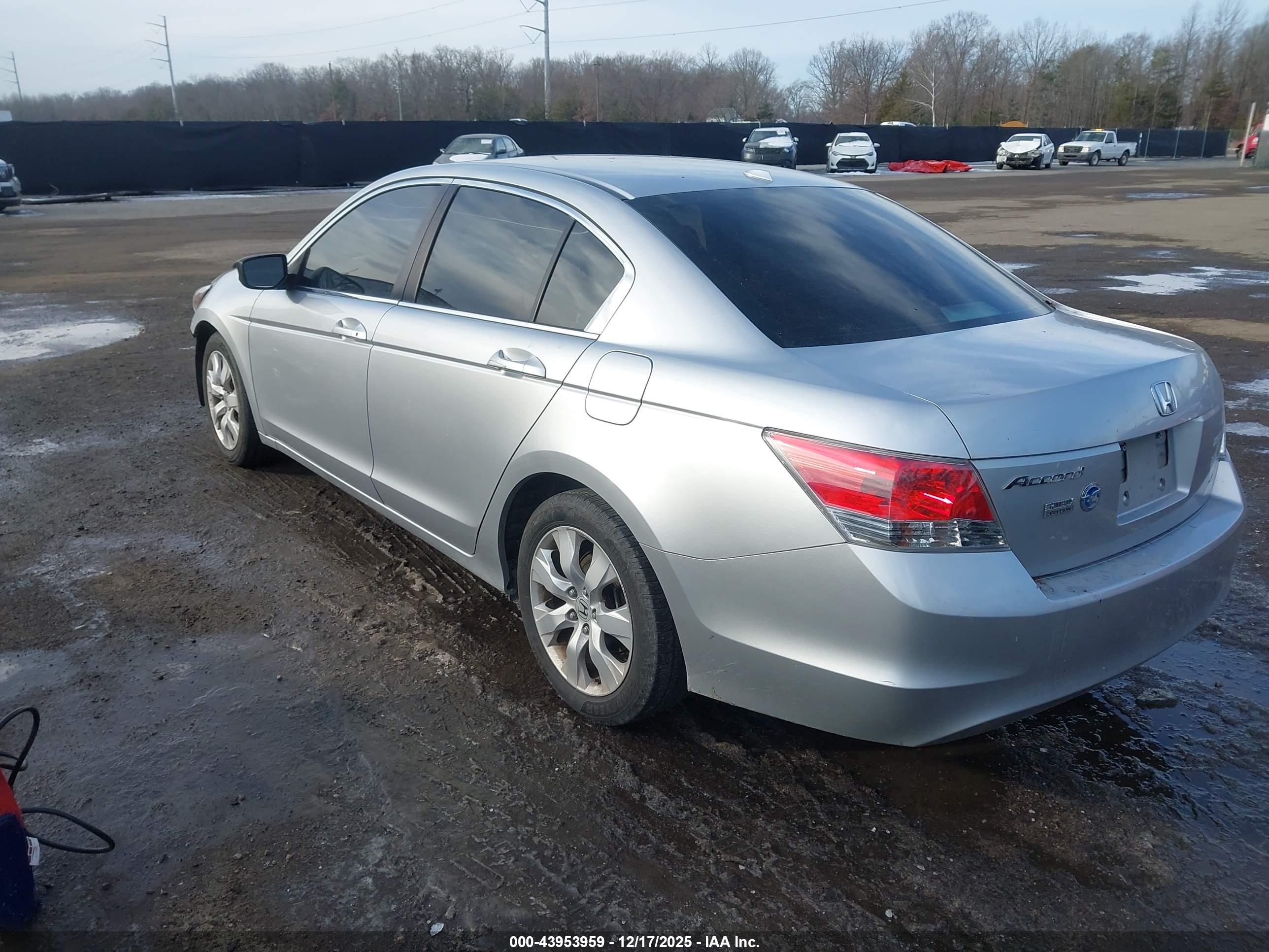 HONDA ACCORD image 3