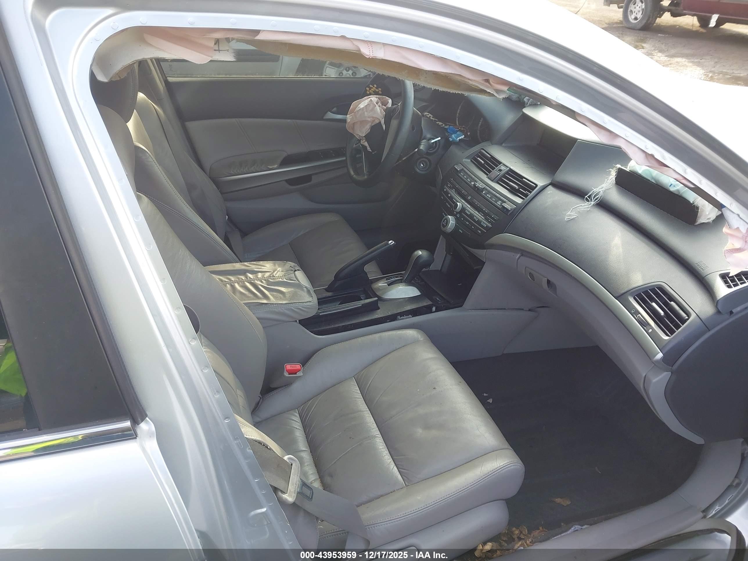HONDA ACCORD image 5